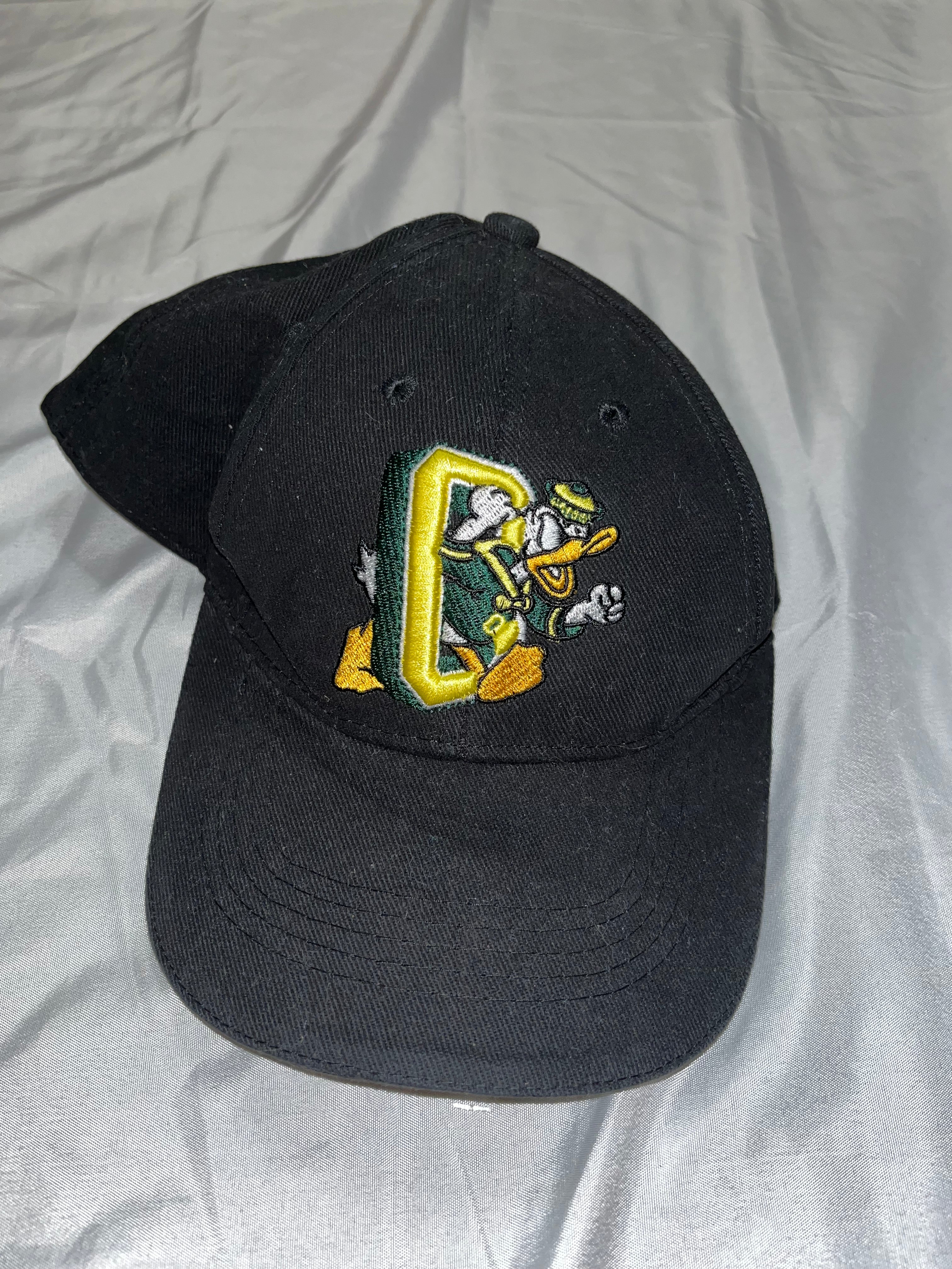 Vintage Oregon Disney Donald Duck hat