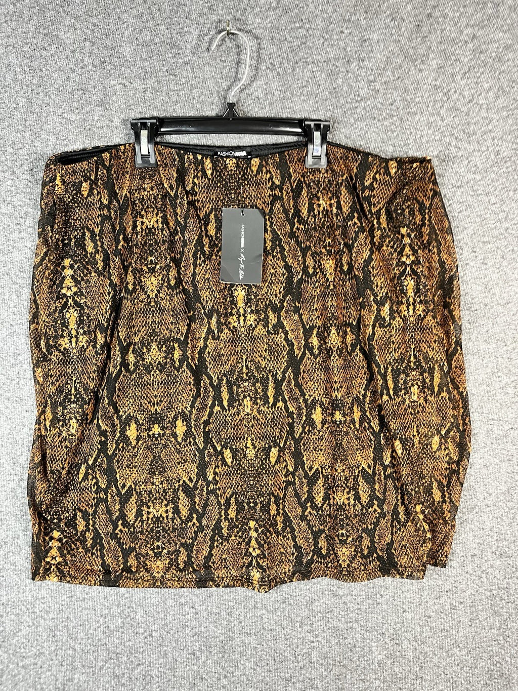 Fashion nova brown and black snake print skirt size 2X Slip On Elastic Waist 