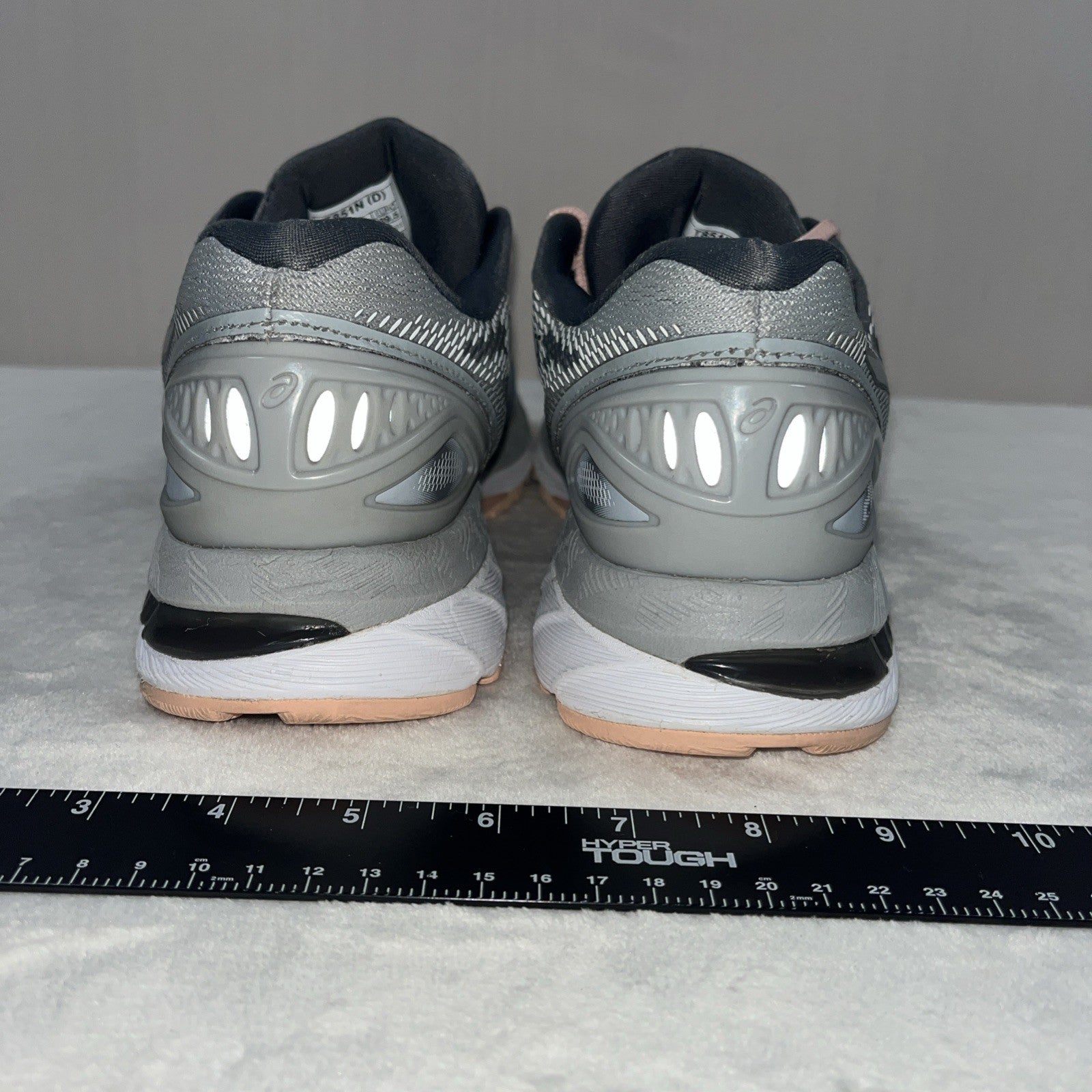 Size 8 - ASICS Gel Nimbus 20 Mid Grey Pink W