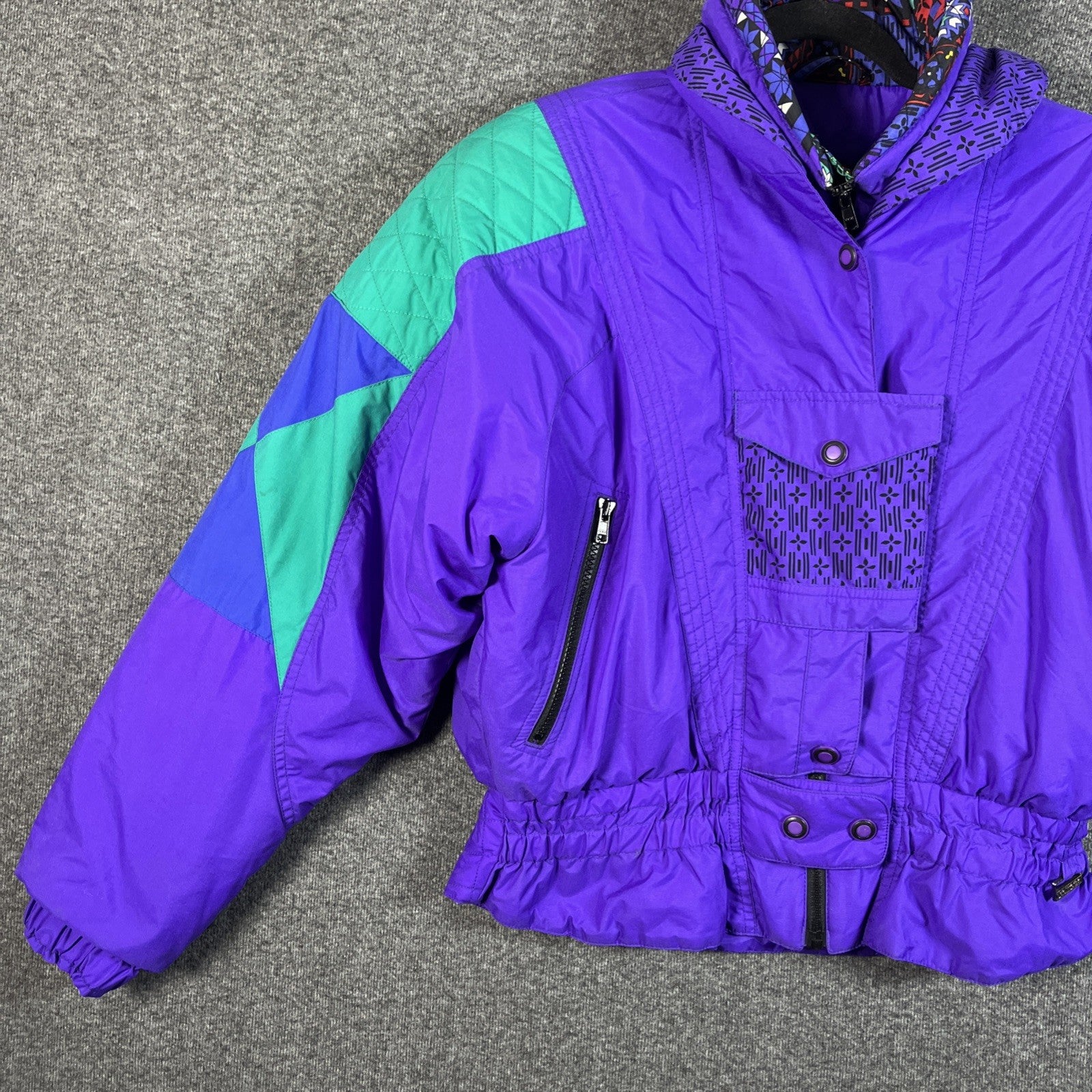 Edelweiss skiwear vintage 90s womens puffer jacket size M Zip Button Nylon 