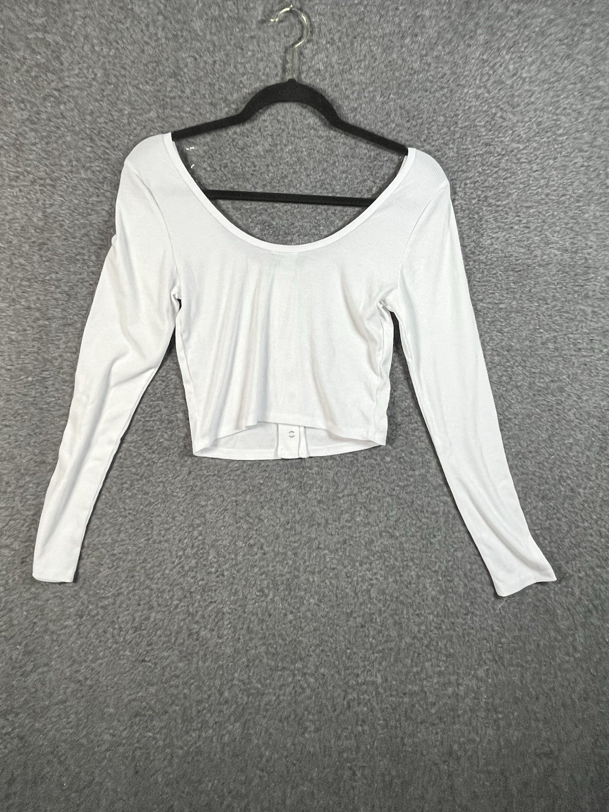 Bozzolo white long-sleeve ribbed crop top button-down front L Off Shoulder 