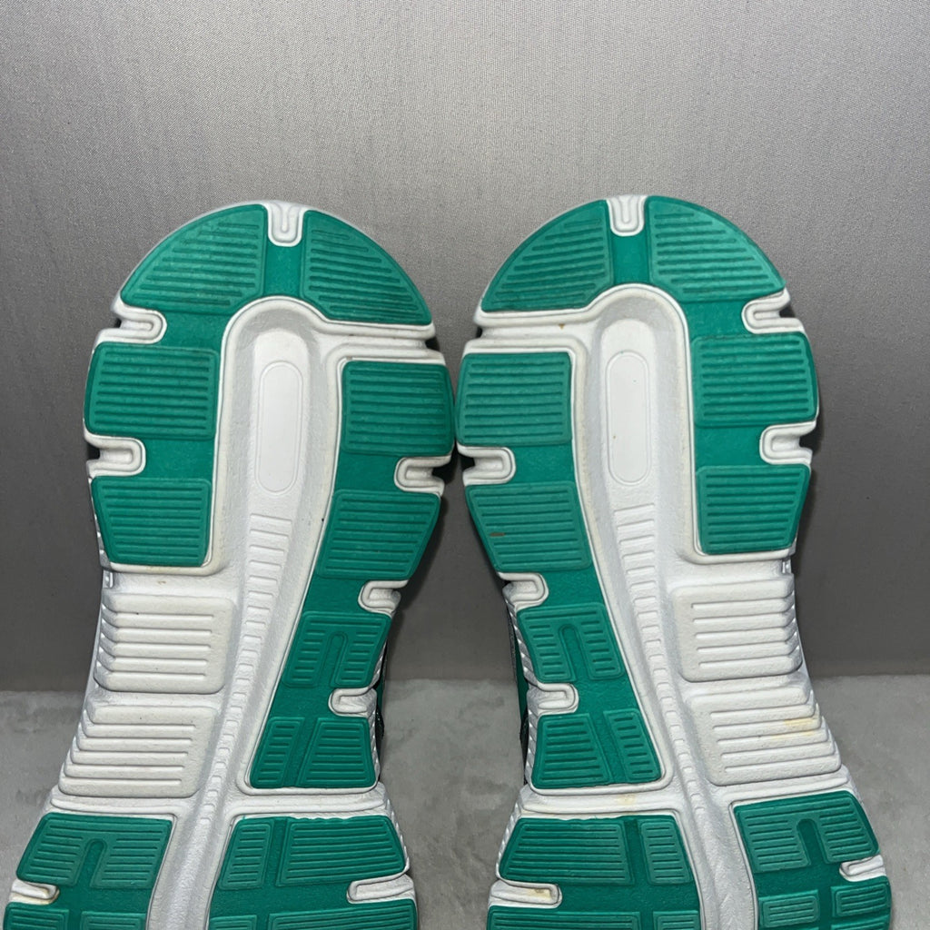 Ryka Women’s Resolute Smt Running Shoes green Silver White Memory Foam Size 8