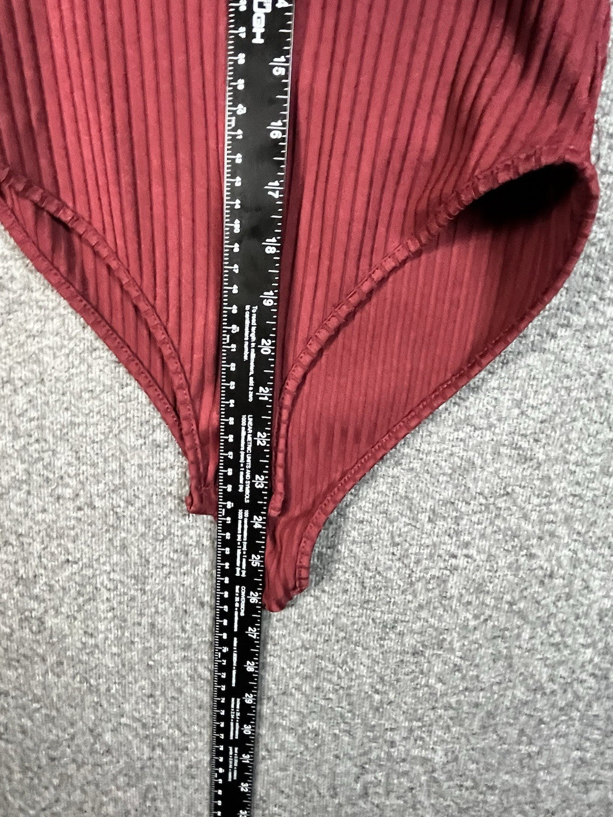 Boohoo Tall Rib Square Neck Bodysuit in maroon Size 8 Women’s 