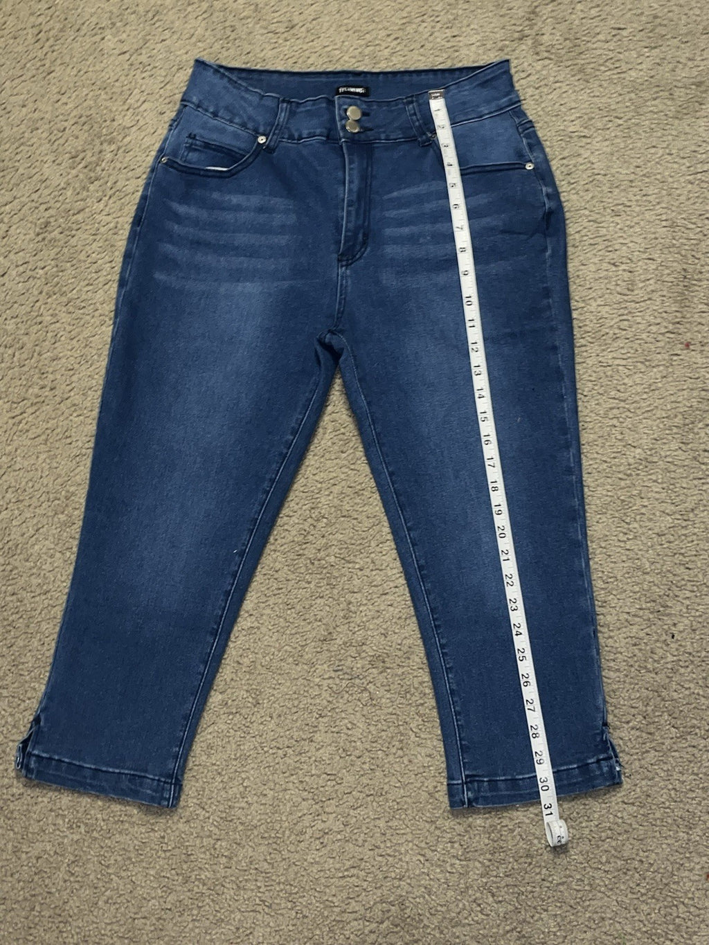 womens flamingo jeans Capris Blue Double Button Size XL
