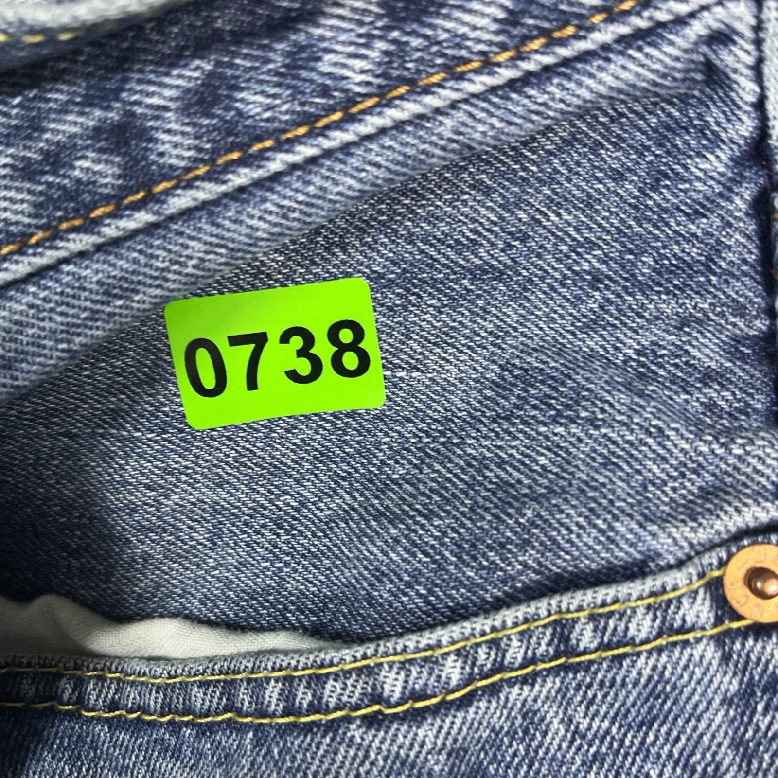 Levi's 550 Men's Relaxed Fit Jeans - Stonewash Blue (00550-4891)