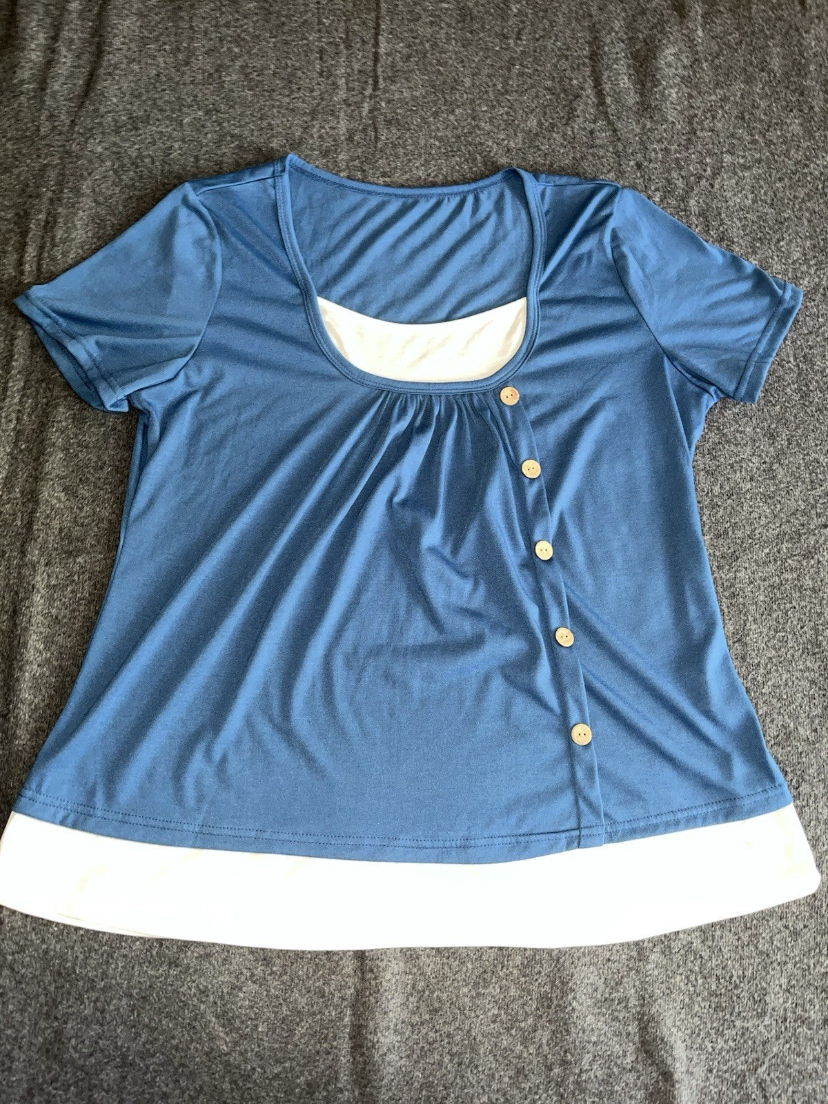 Women’s Color Block T Shirt Buttons Blue And White Short Sleeve XL