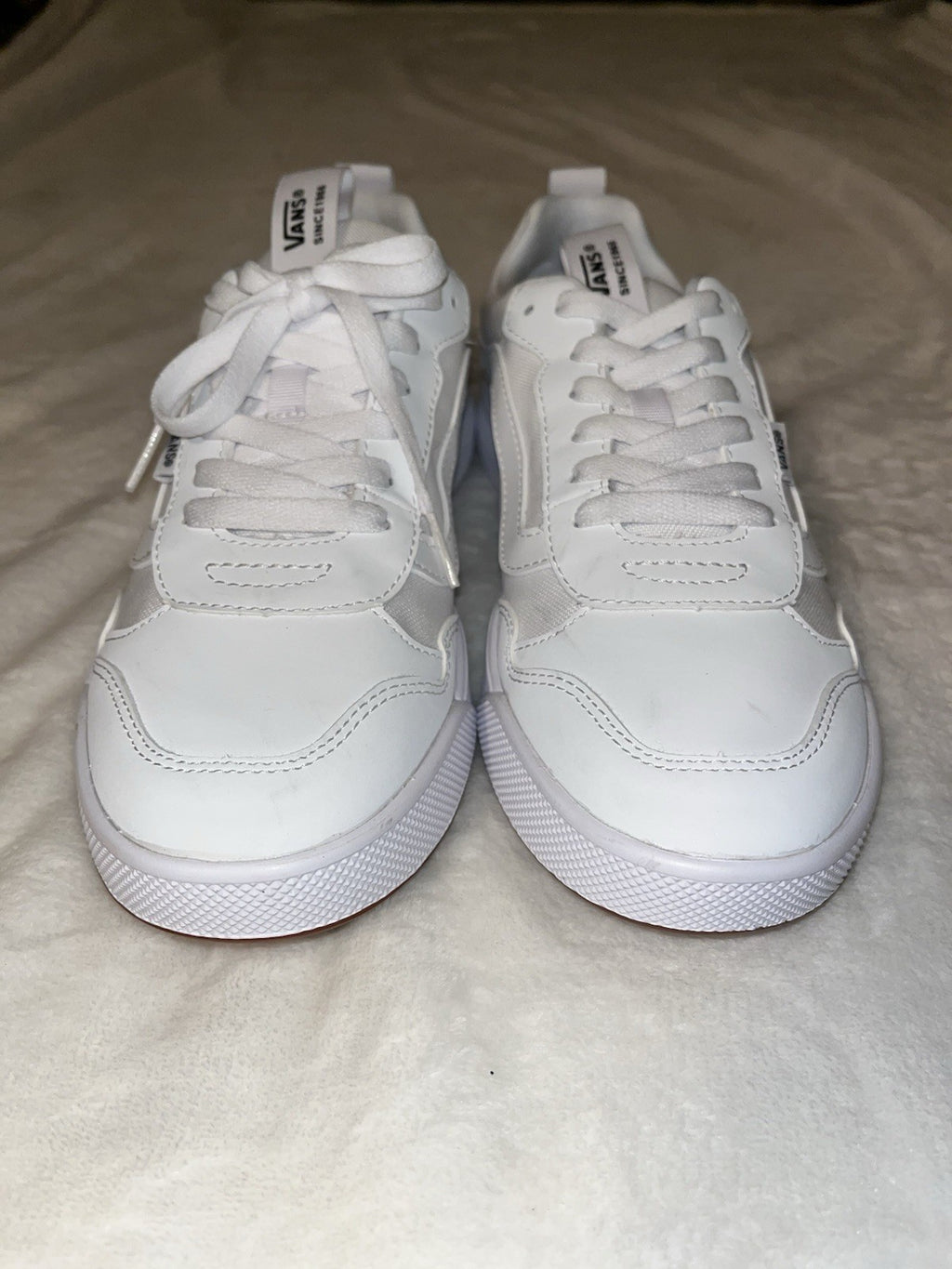 Size 9 - VANS Ward Ivory