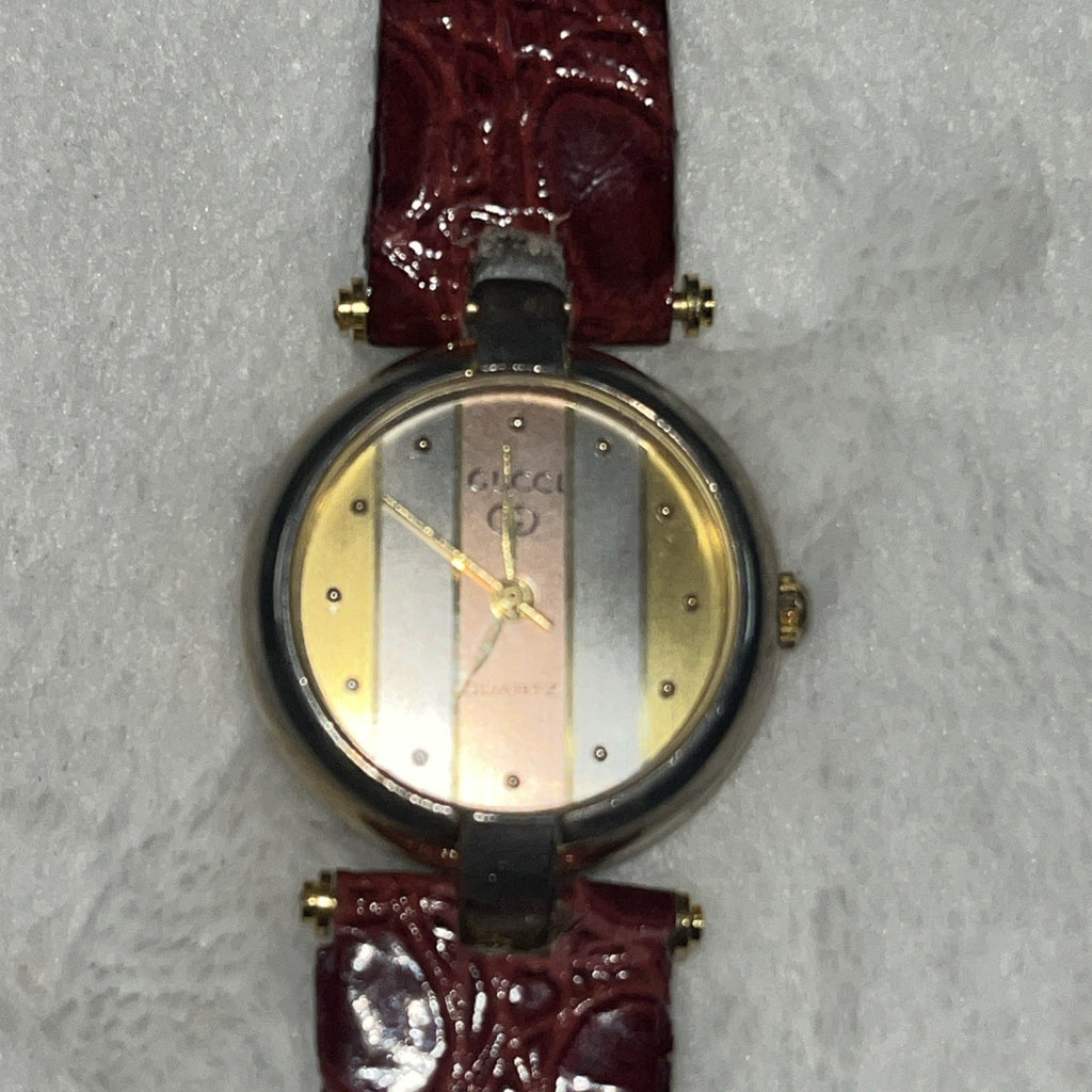 GUCCI 3000.2.L 25mm Gold Dial Qz Women's Vintage Watch