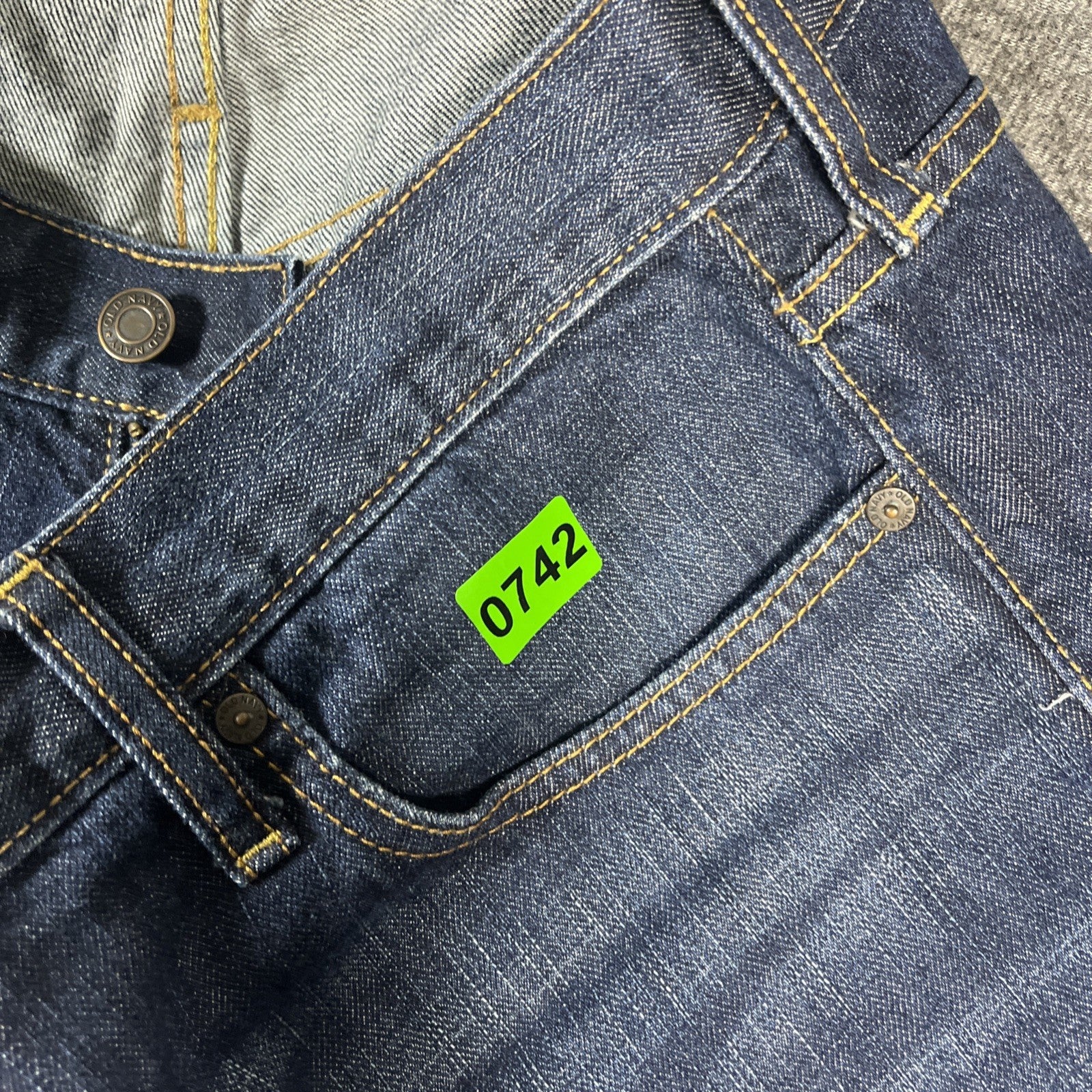 Old Navy boot cut blue denim jeans authentic original button fly men’s 33×30