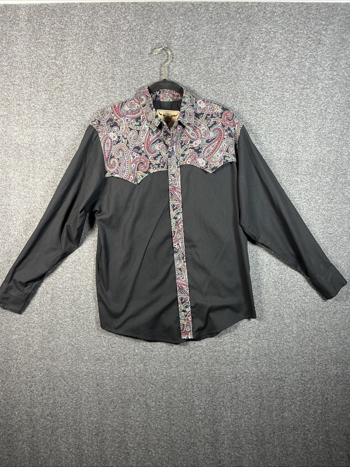Steer West men's button-down Western shirt with a vibrant paisley pattern L Mens