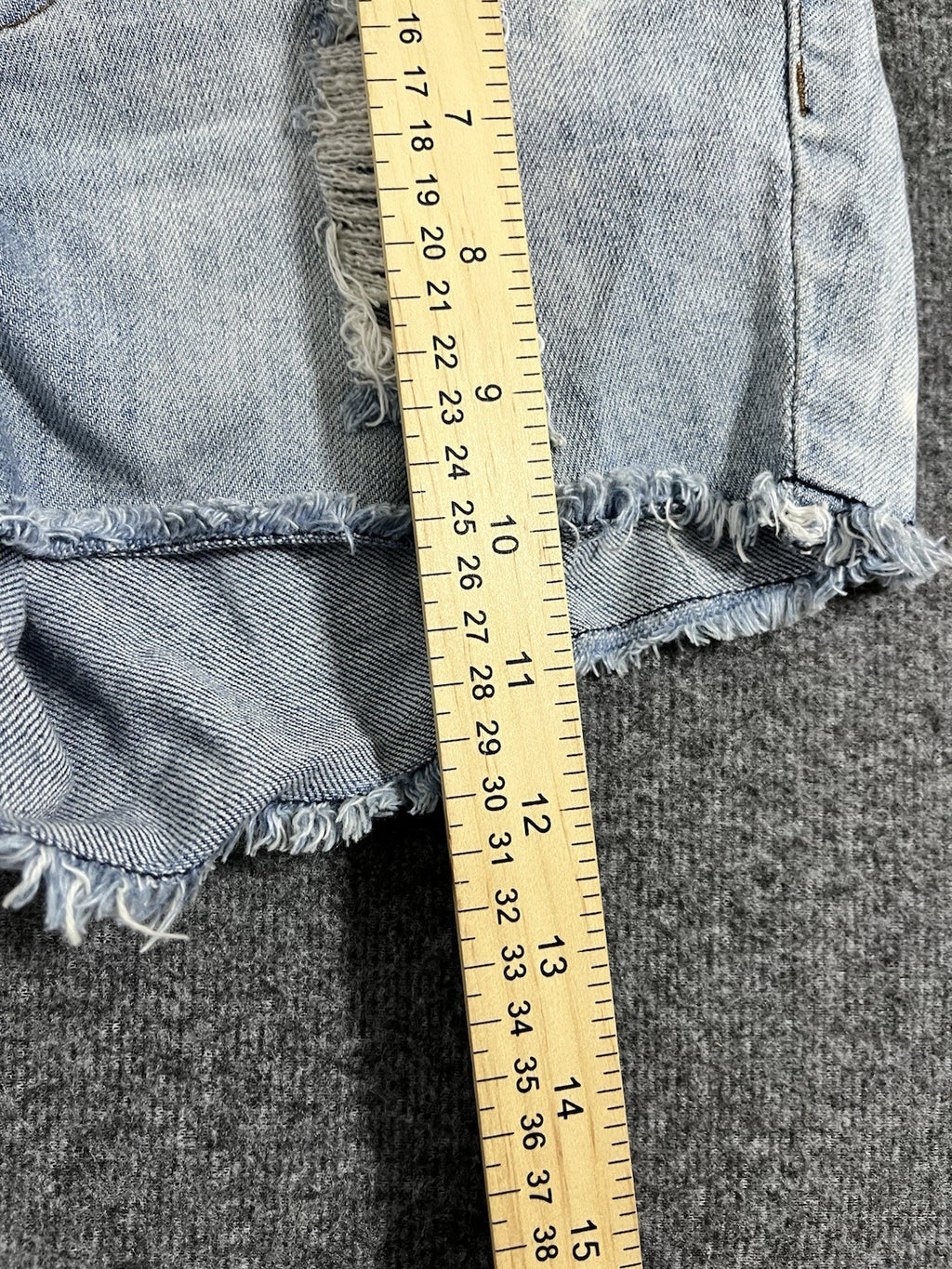 STS BLUE ELEANORA JEAN SHORTS FRAYED HEM DISTRESSED SIZE 1