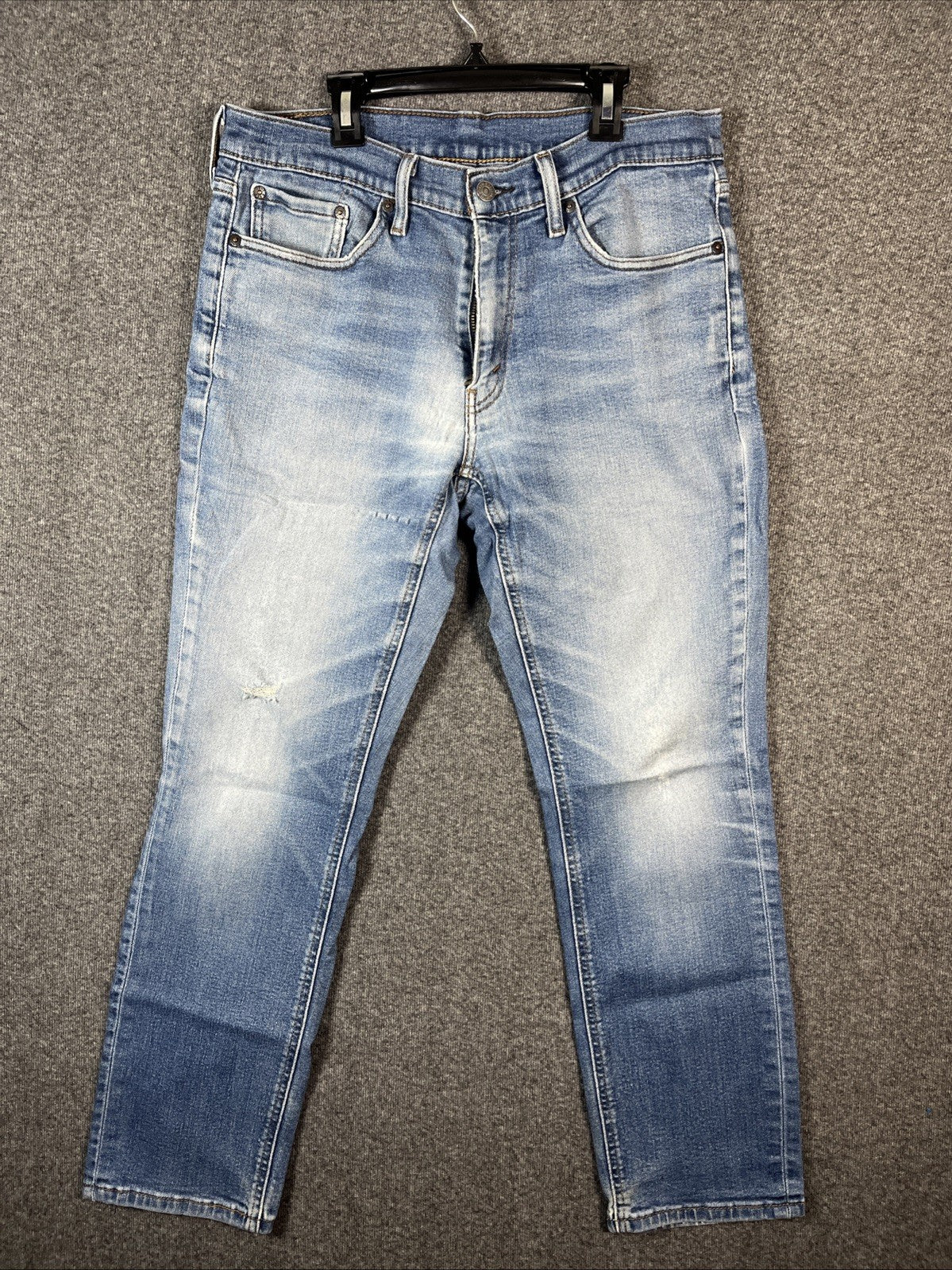 Levi’s 541 light blue denim jeans size 32×32 button zipper fly relaxed fit