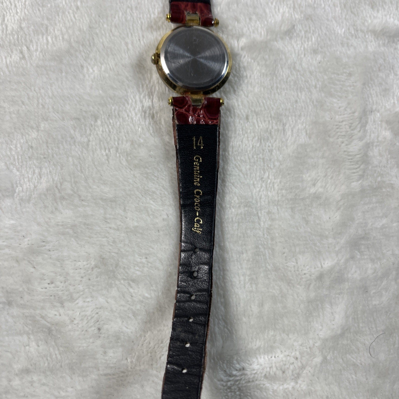 GUCCI 3000.2.L 25mm Gold Dial Qz Women's Vintage Watch