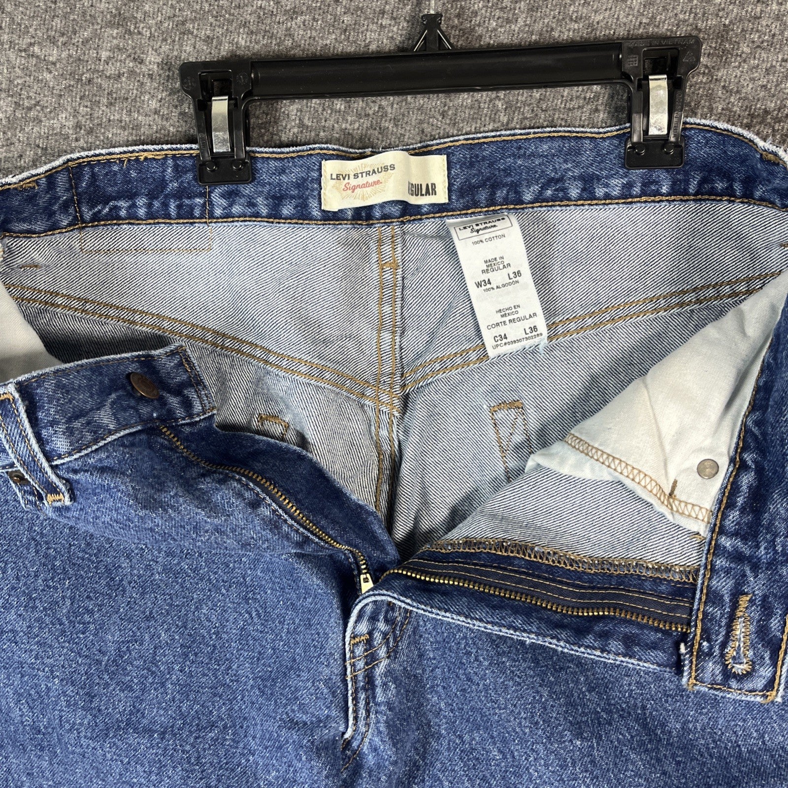 Levi Strauss Jeans Signature Blue Denim Men’s 34x36 Button Zip Fly