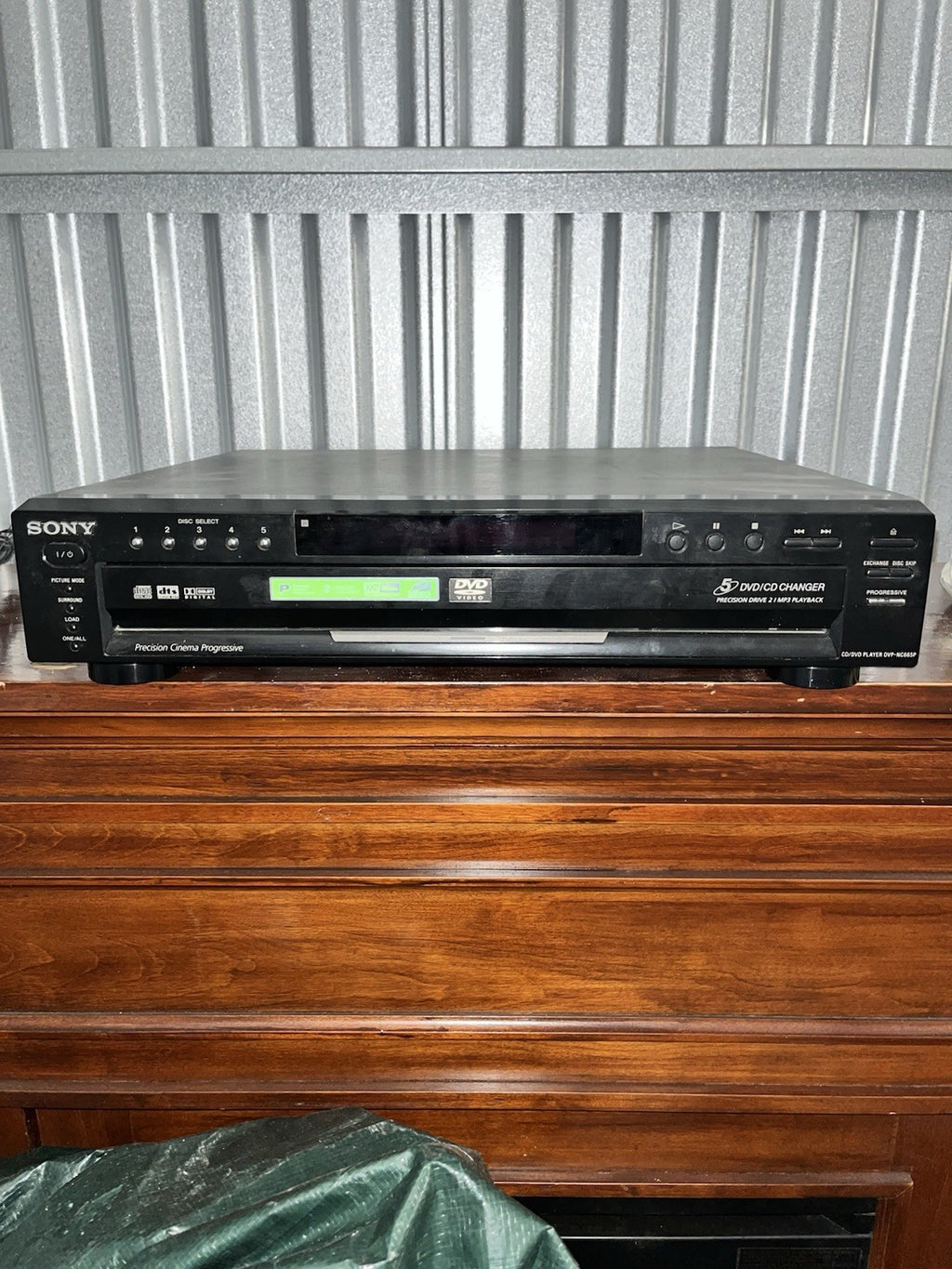Sony DVD Player 5-Disc Changer DVP-NC665P No Remote Tested Works