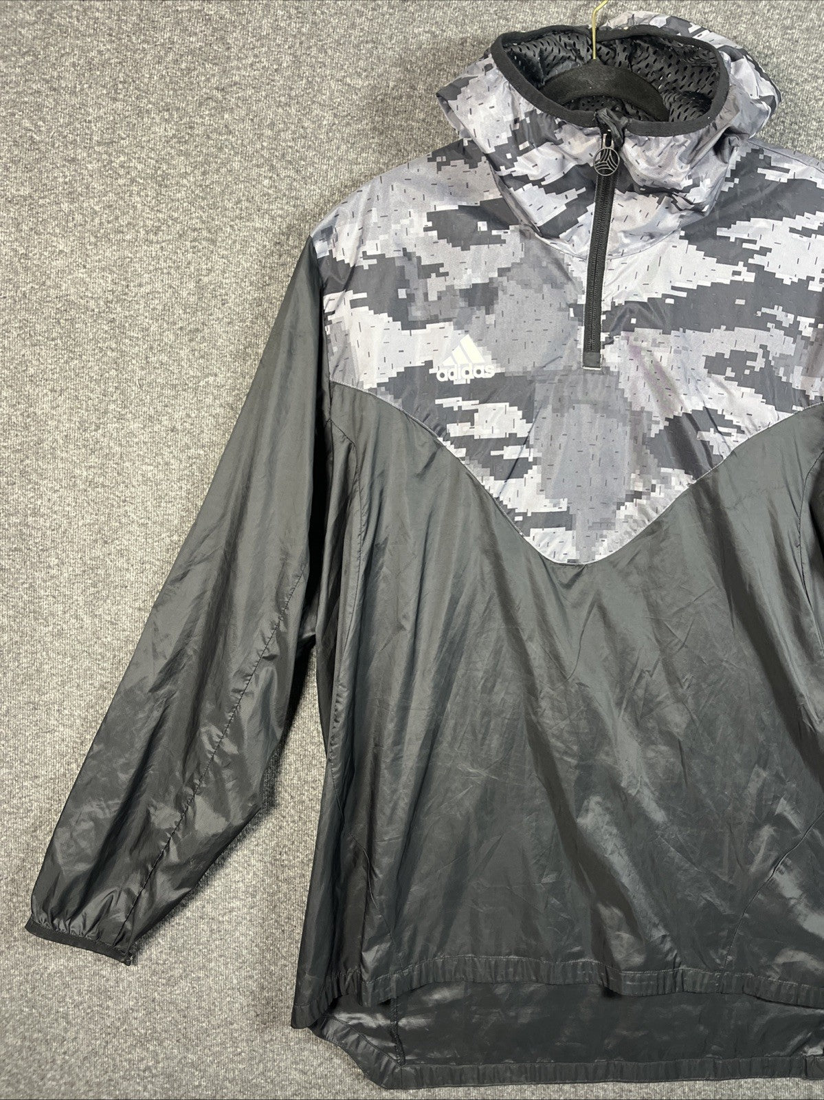 Adidas Soccer Tan ADV Windbreaker Camouflage Jacket 1/4 Zip Men’s XL Black 