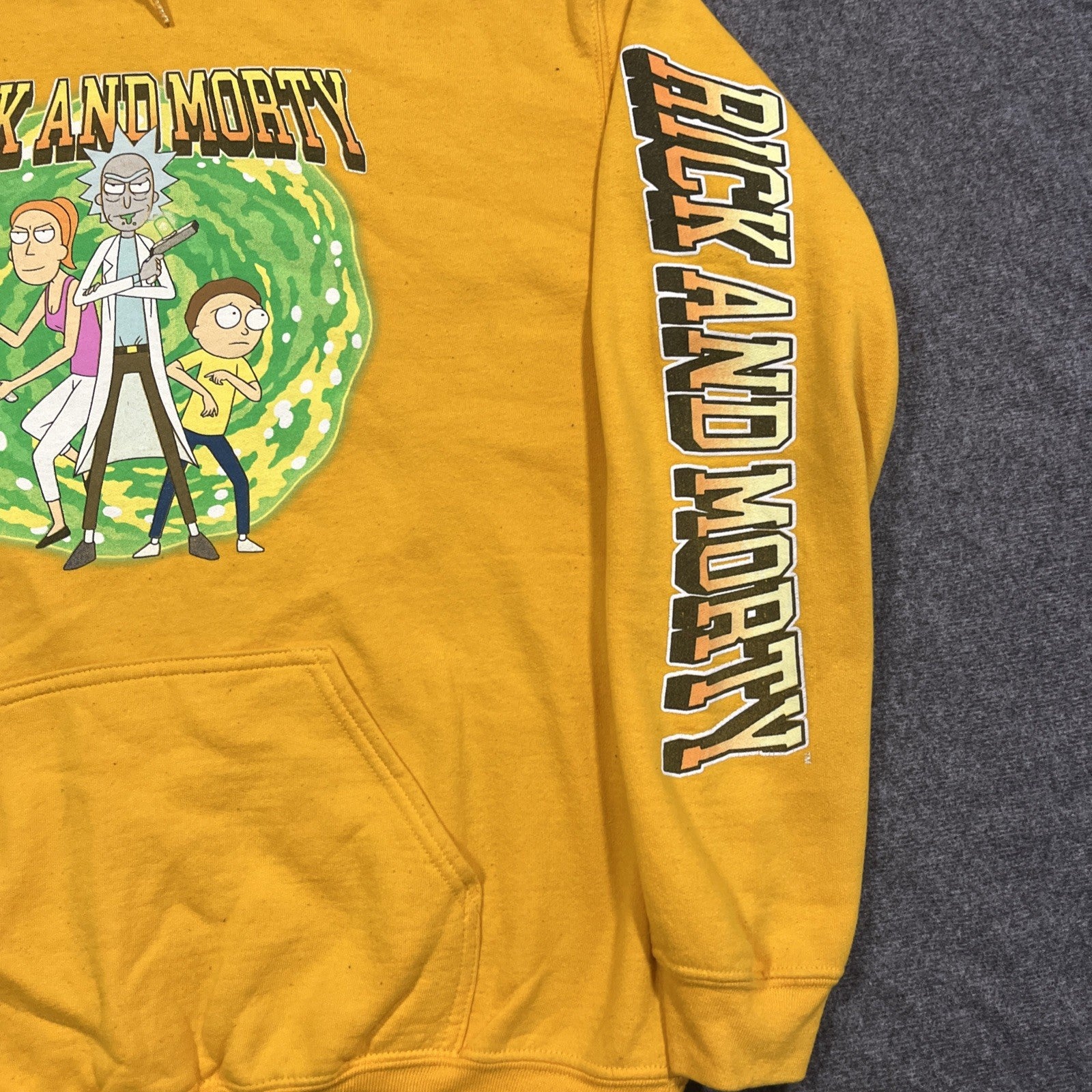 Ricky And Morty Hoodie Graphic Size Medium Yellow Long Sleeve