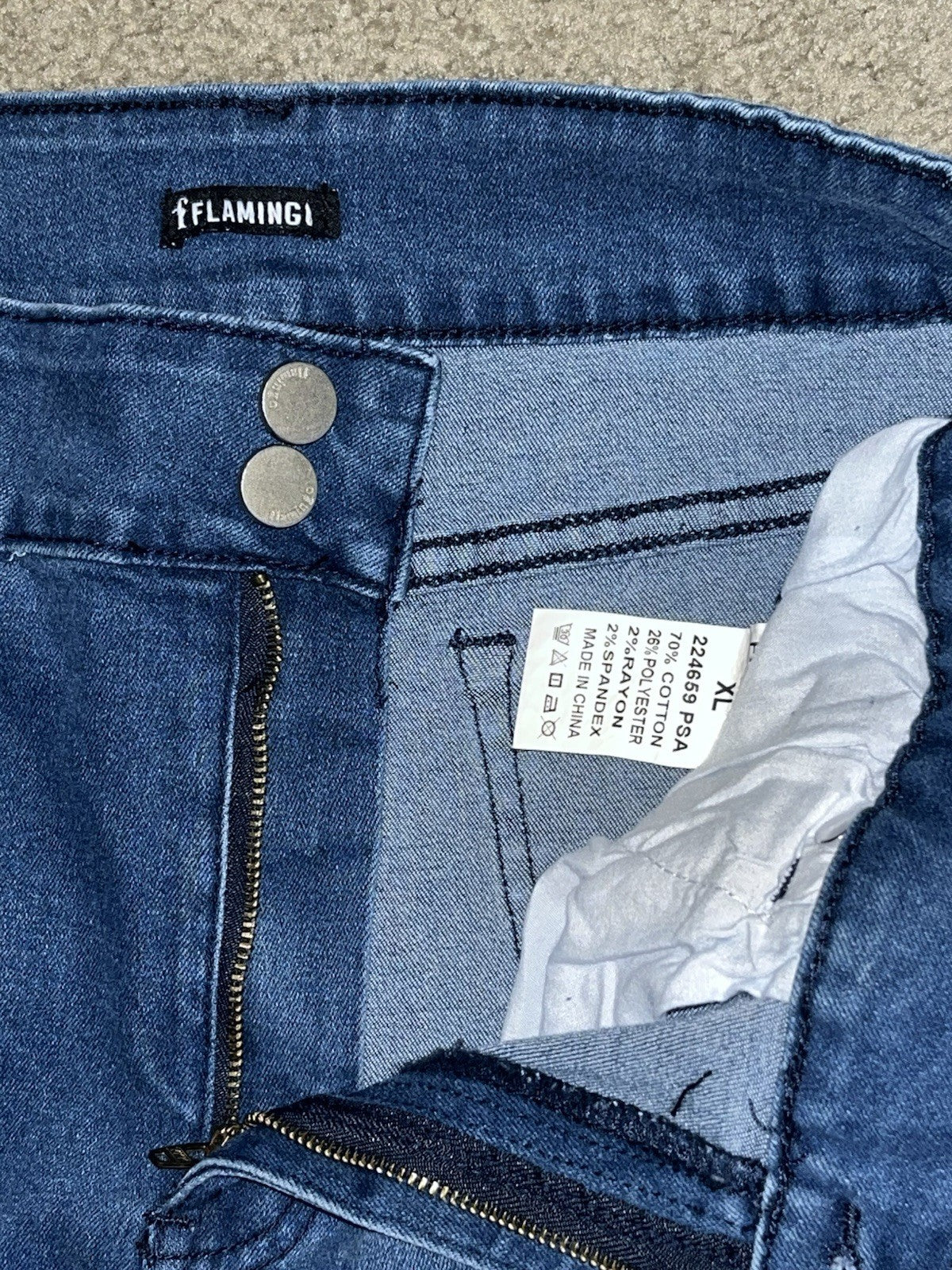 womens flamingo jeans Capris Blue Double Button Size XL