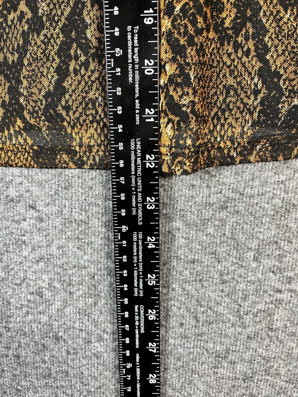 Fashion nova brown and black snake print skirt size 2X Slip On Elastic Waist 