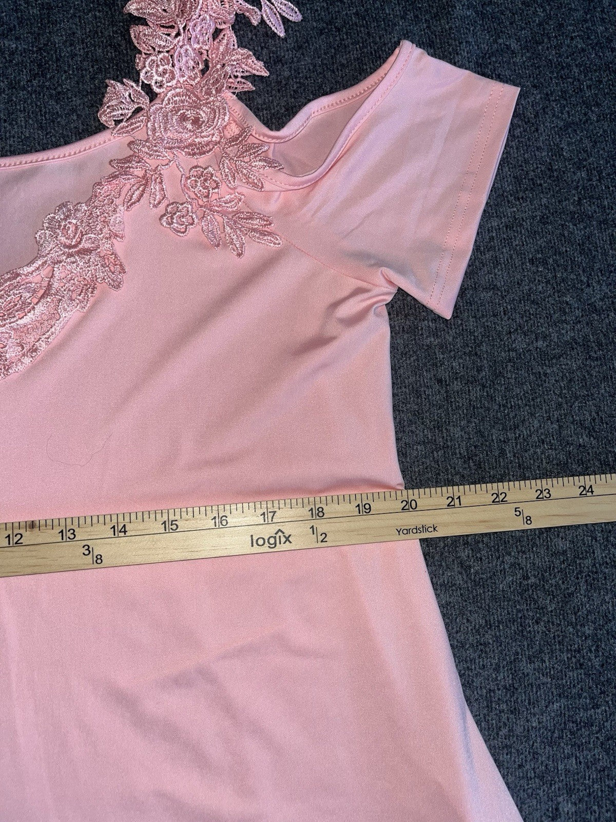Women’s  XL Blouse Lace Shoulders Pink Short Sleeve 