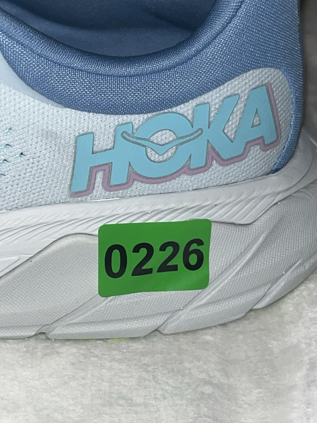 Size 7.5 - Hoka One One Arahi 7 Illusion Dusk W