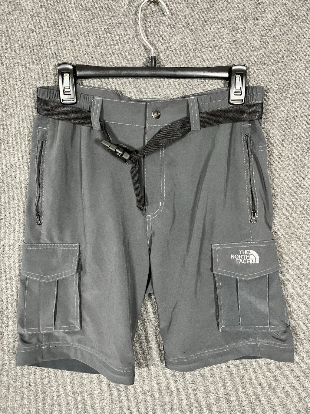 NORTH FACE Mens Cargo Shorts Gray Belted Size M Hiking Nature Active 9" inseam !