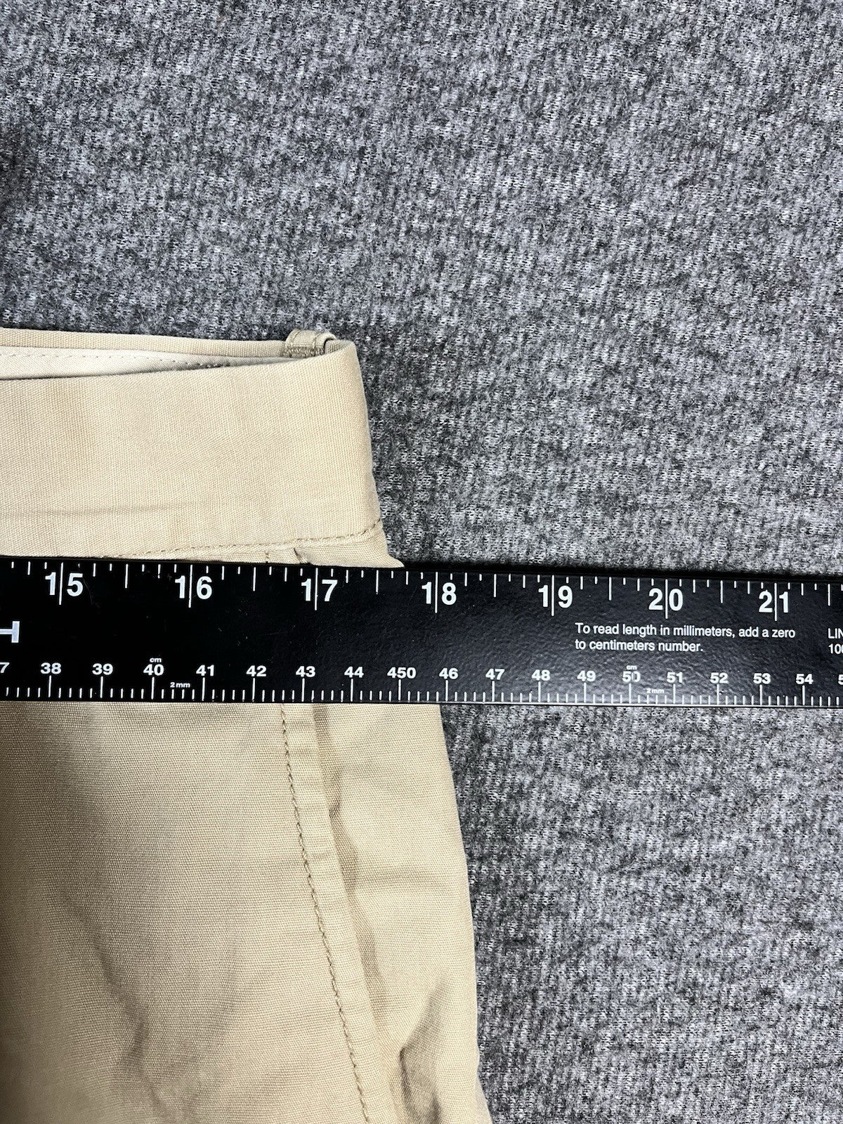 J Crew Drugs Khaki Pants Men’s 33/30 Button Zip Pockets 
