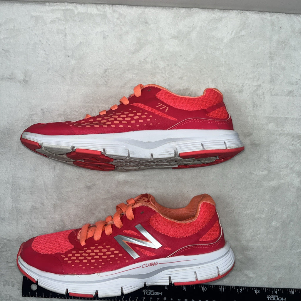 New Balance 771 Running Womens Pink/White size  7 1/2