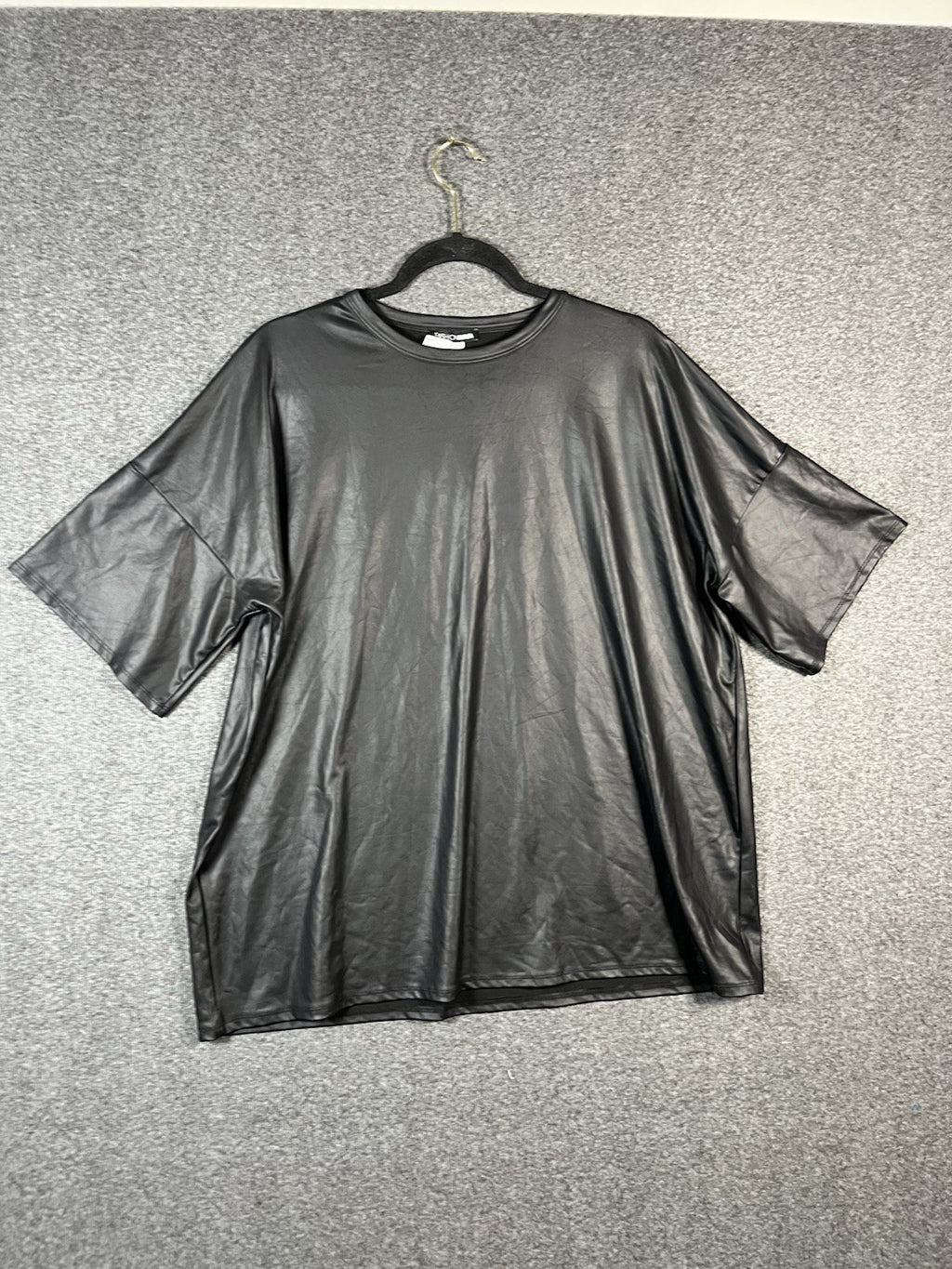 Fashion Nova Women’s black Shirt Polyester Spandex L Short Sleeve Pull On 