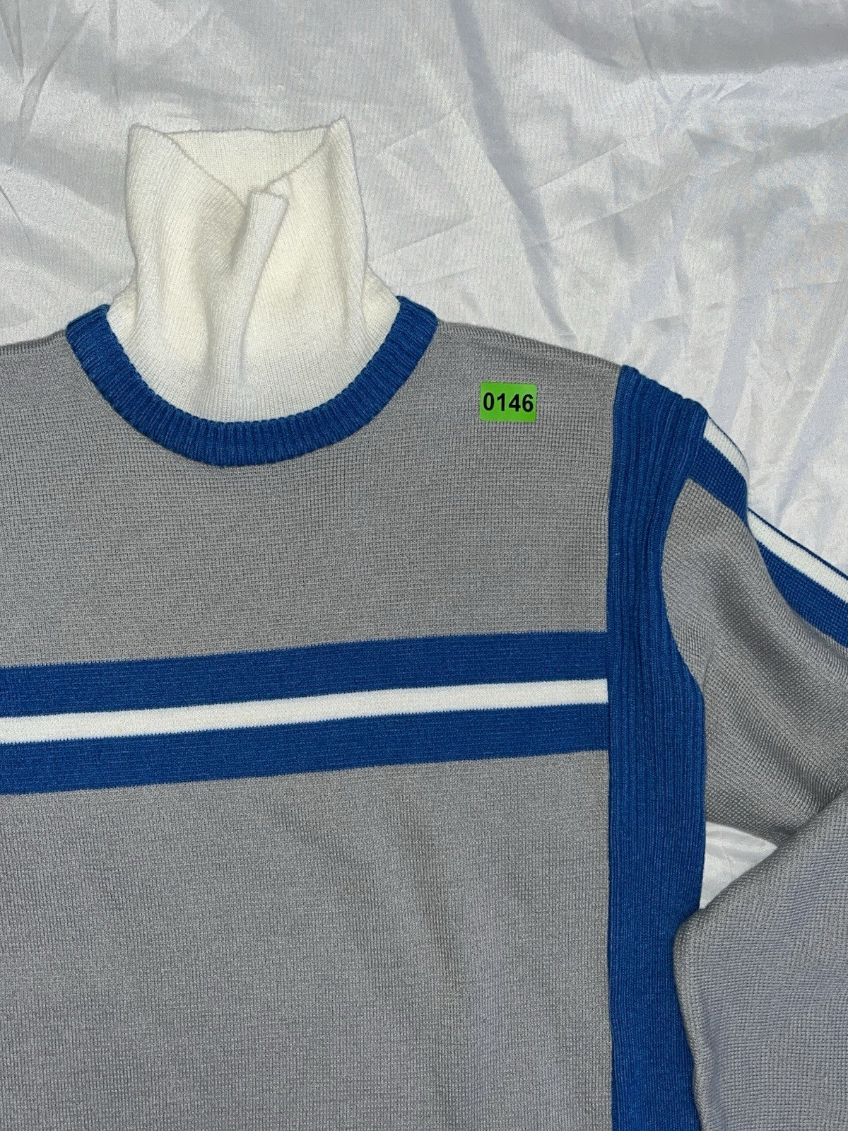 Vintage Turtle Neck Men’s Blue White Preppy Size Large Wool 