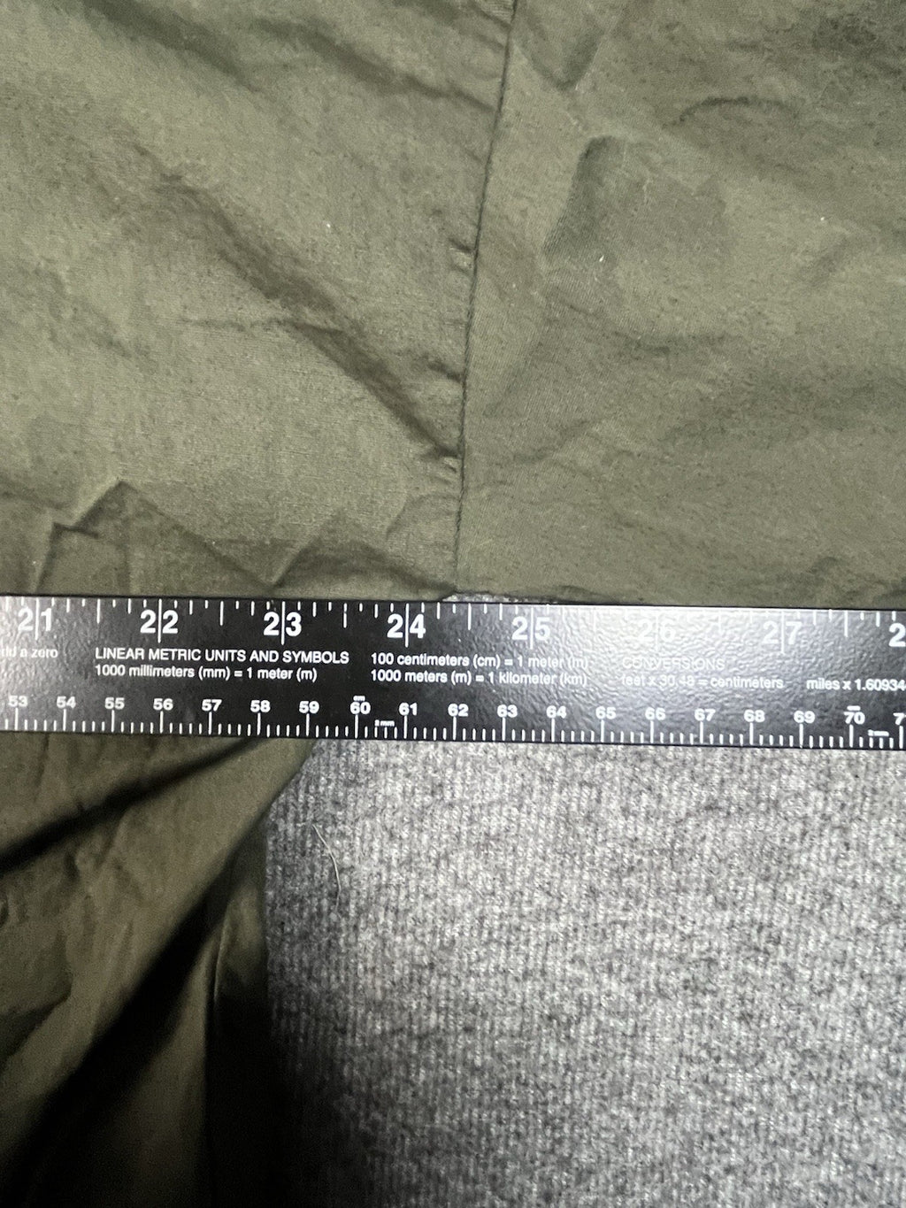 Boohoo cinched-waist shirt dress in olive green Women Size 14 