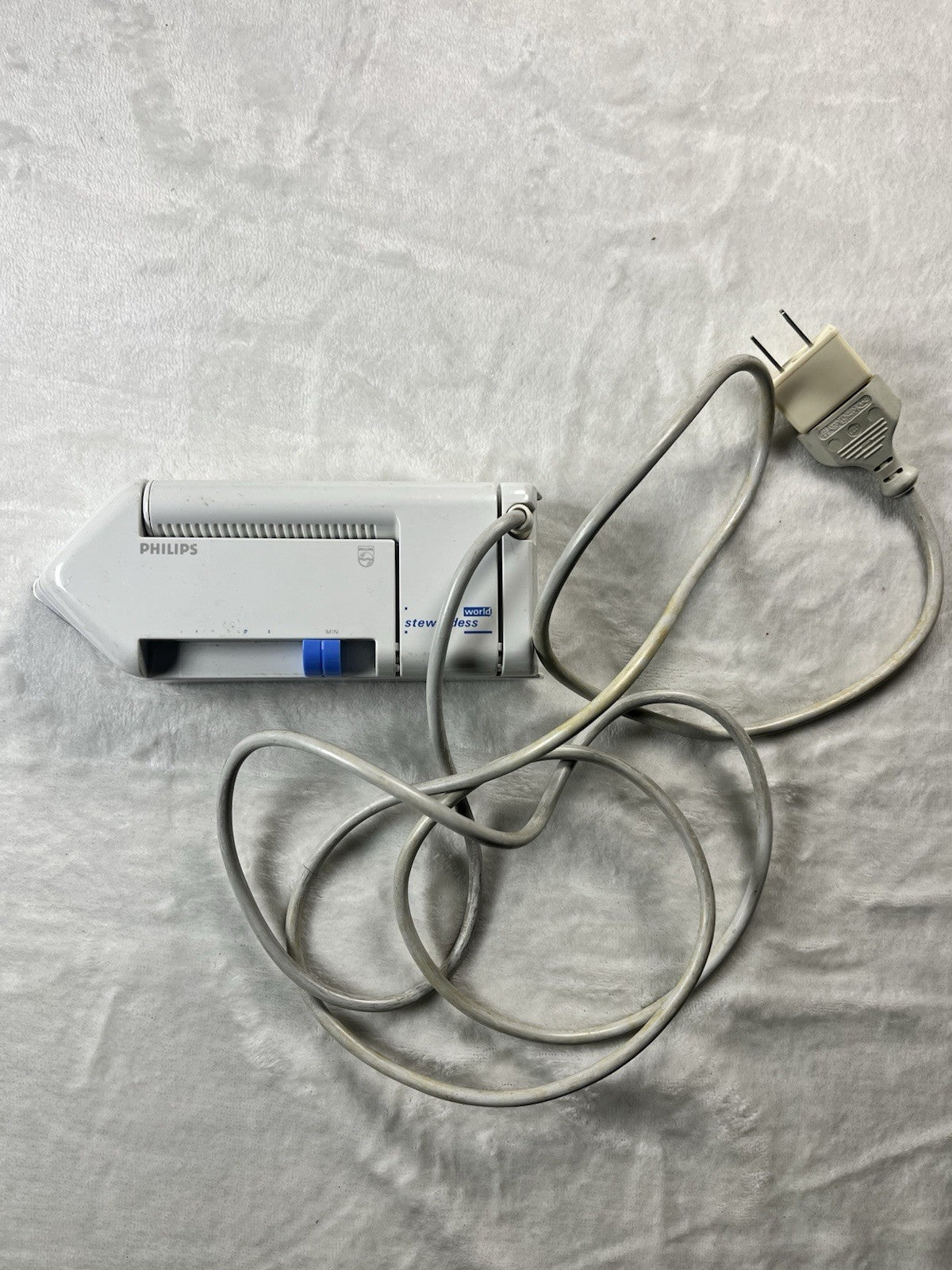 Philips Travel Iron Type HD Folding Handle Tested Good Heat Level