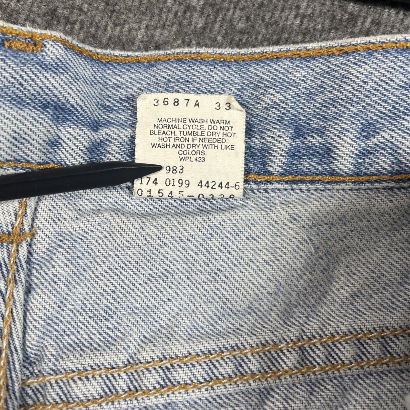 Vintage Levi’s 504 Men’s Denim Jeans Blue 38x38 Regular Fit 5 Pockets 