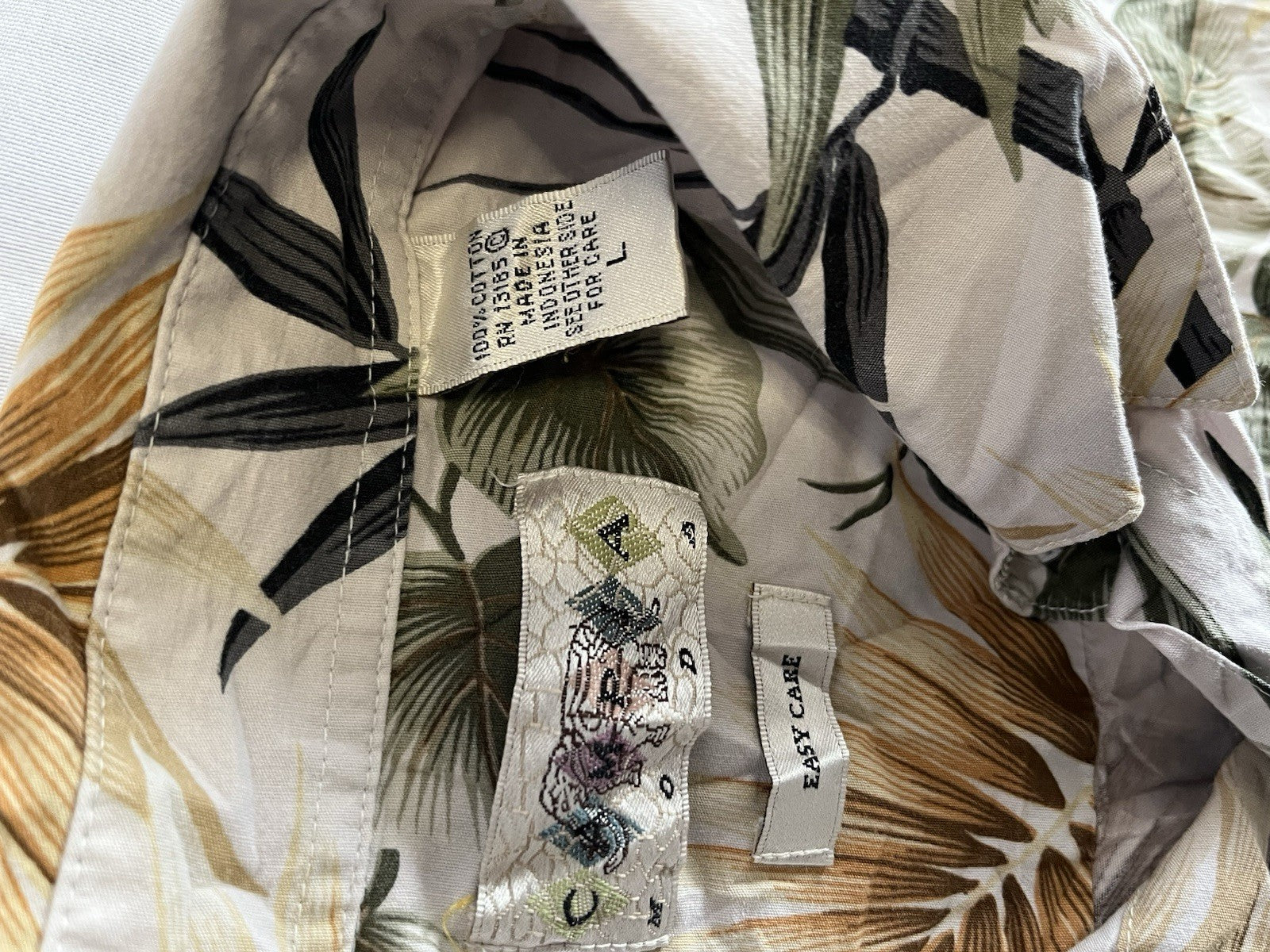 Campia Moda Hawaiian Shirt Men's Size L  Tan Flowers/leaves Button-Up