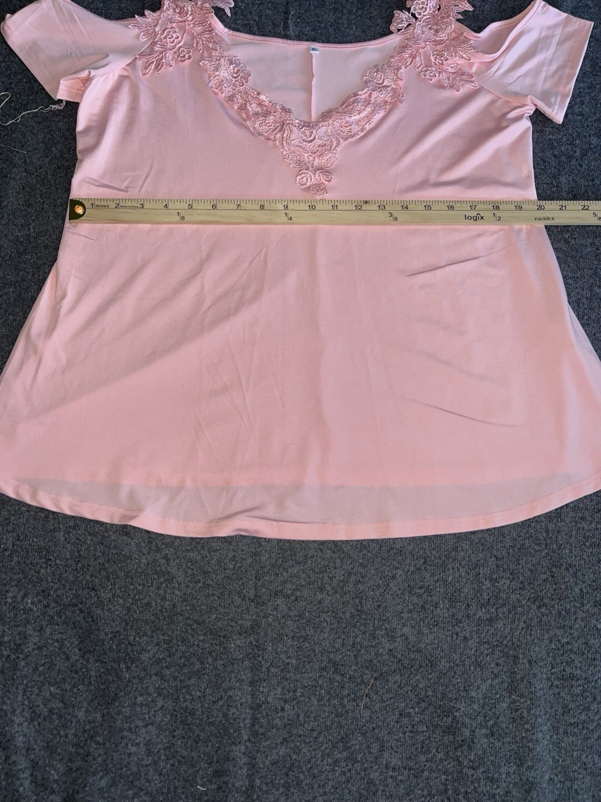 Women’s  XL Blouse Lace Shoulders Pink Short Sleeve 