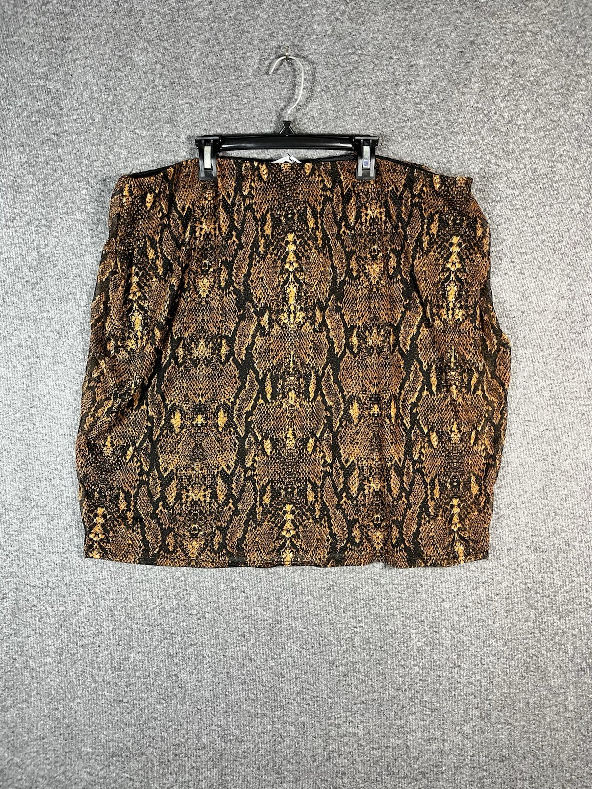 Fashion nova brown and black snake print skirt size 2X Slip On Elastic Waist 