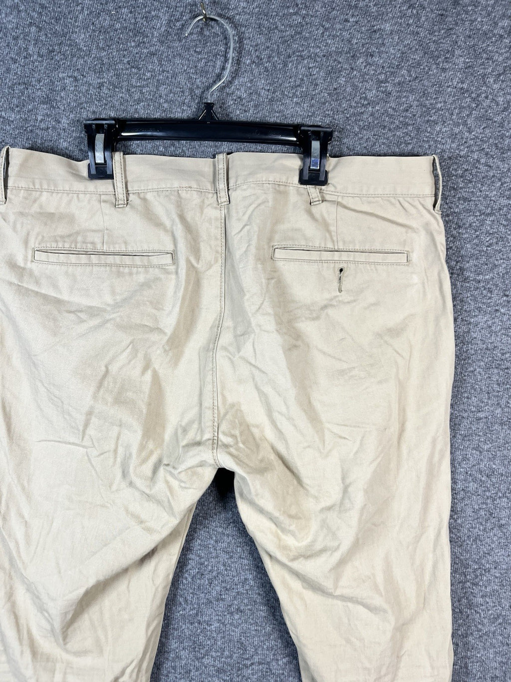 J Crew Drugs Khaki Pants Men’s 33/30 Button Zip Pockets 