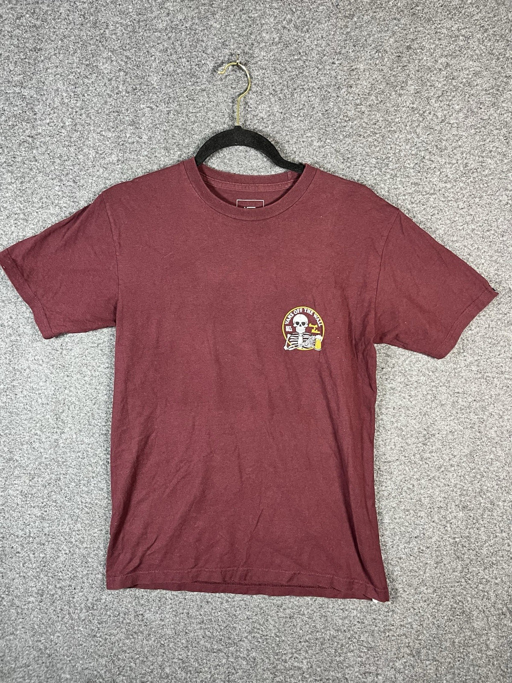 Vans off the wall burgundy graphic T-shirt size small men’s short sleeve