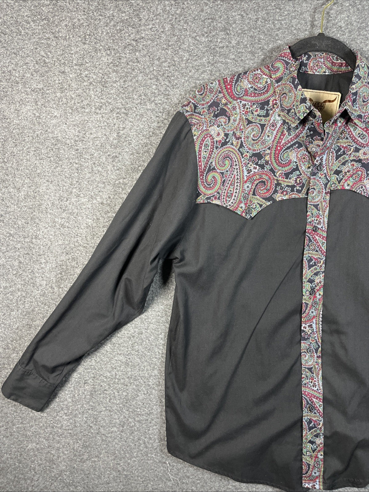 Steer West men's button-down Western shirt with a vibrant paisley pattern L Mens