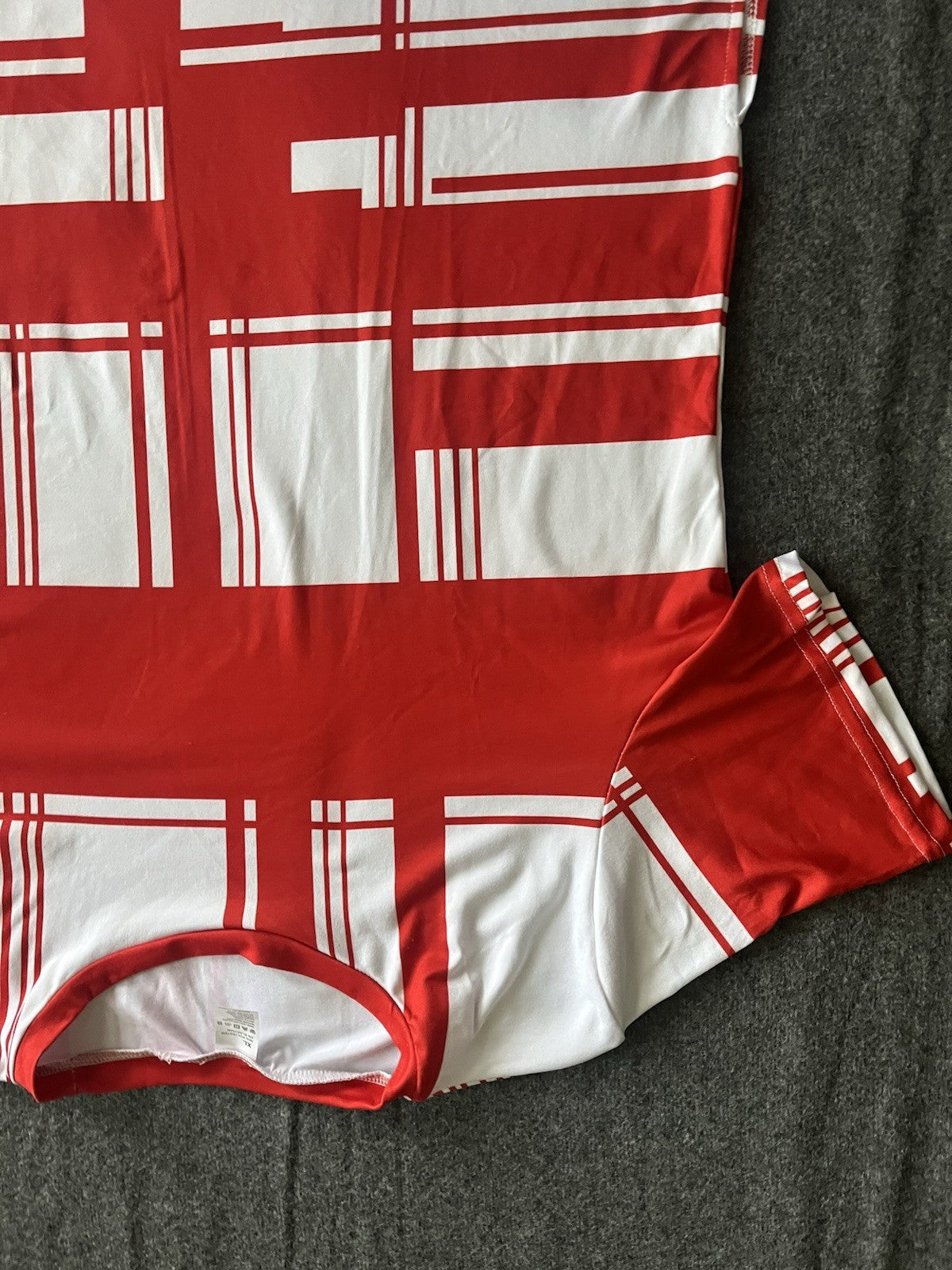 Women’s Blouse XL Red And White Striped Short Sleeve 