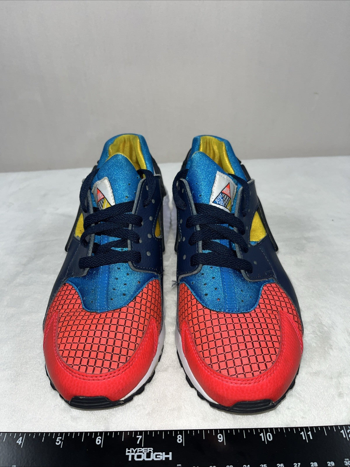 Nike Huarache Run Shoes Size 6Y Red Blue Yellow Multicolor 