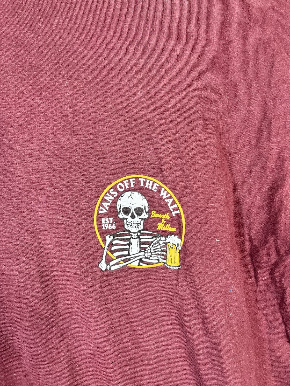 Vans off the wall burgundy graphic T-shirt size small men’s short sleeve