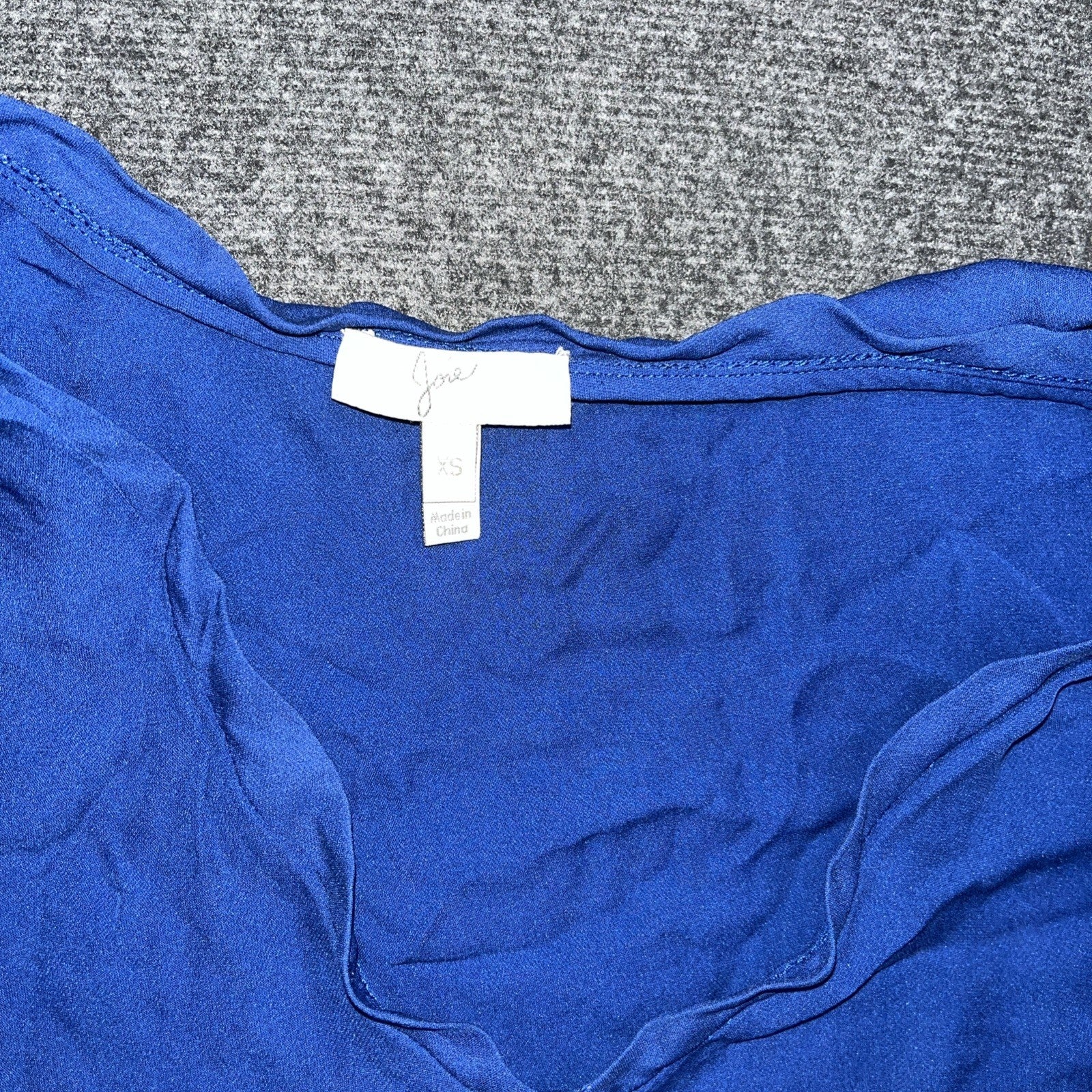 Joie Silk Blouse Shirt Vneck Tunic Royal Blue XS X-Small Top Shirt Short Sleeve