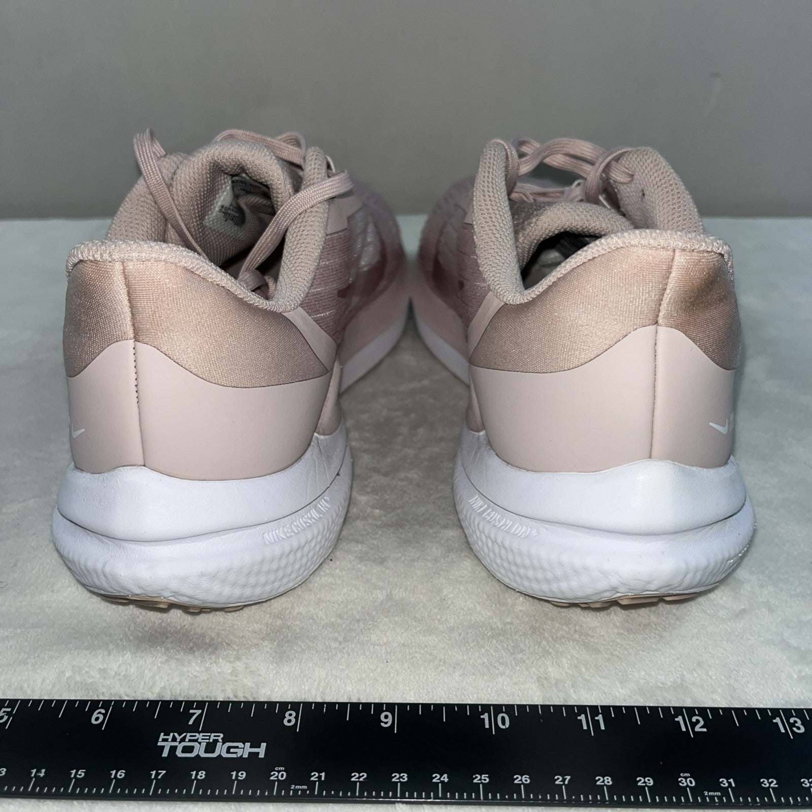 Size 10 - Nike Air Winflo 9 Pink Oxford W