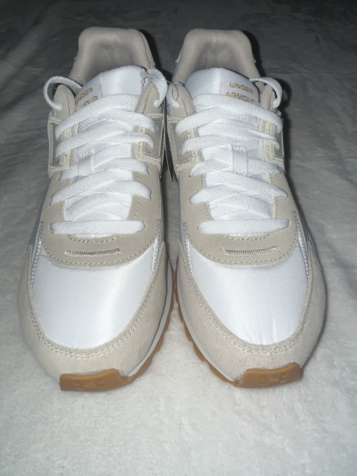 Size 10 - Under Armour Essential Runner White Khaki Base W
