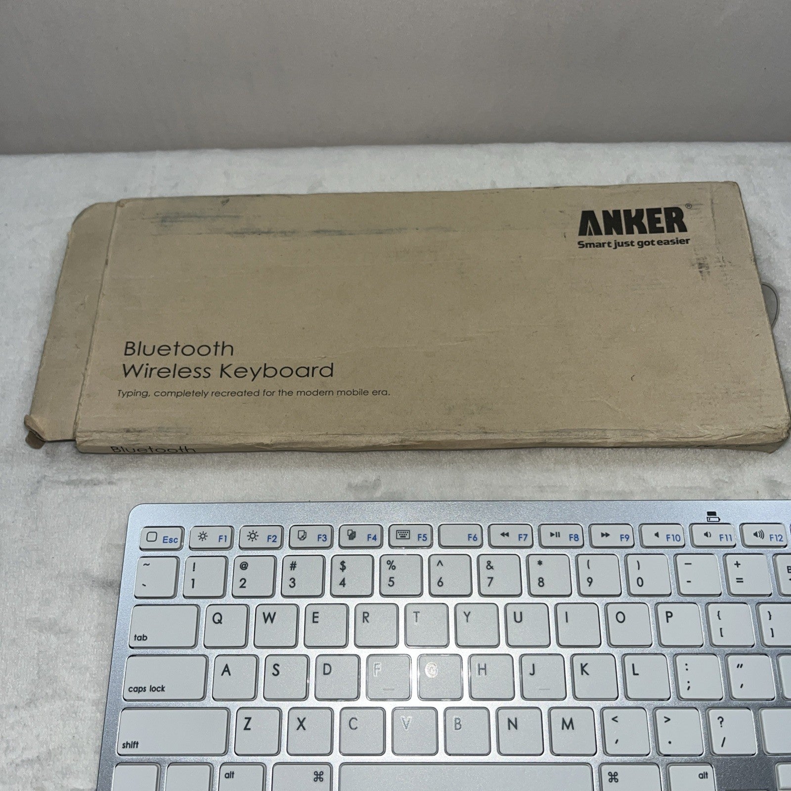 Bluetooth Wireless Keyboard Compatible With Mac Or Windows Silver QWERTY Battery