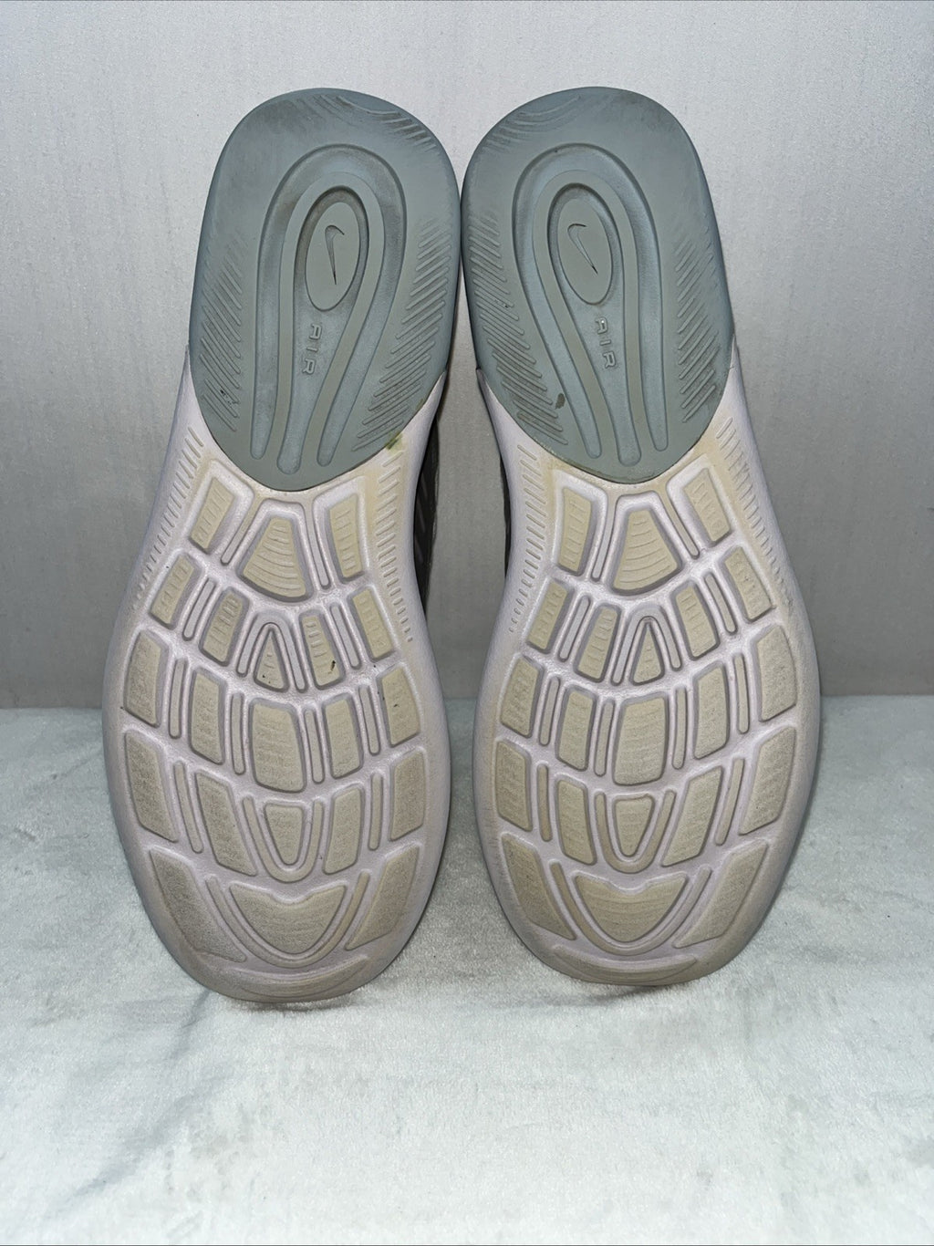 Size 9.5 - Nike Air Max Axis Barely Rose W