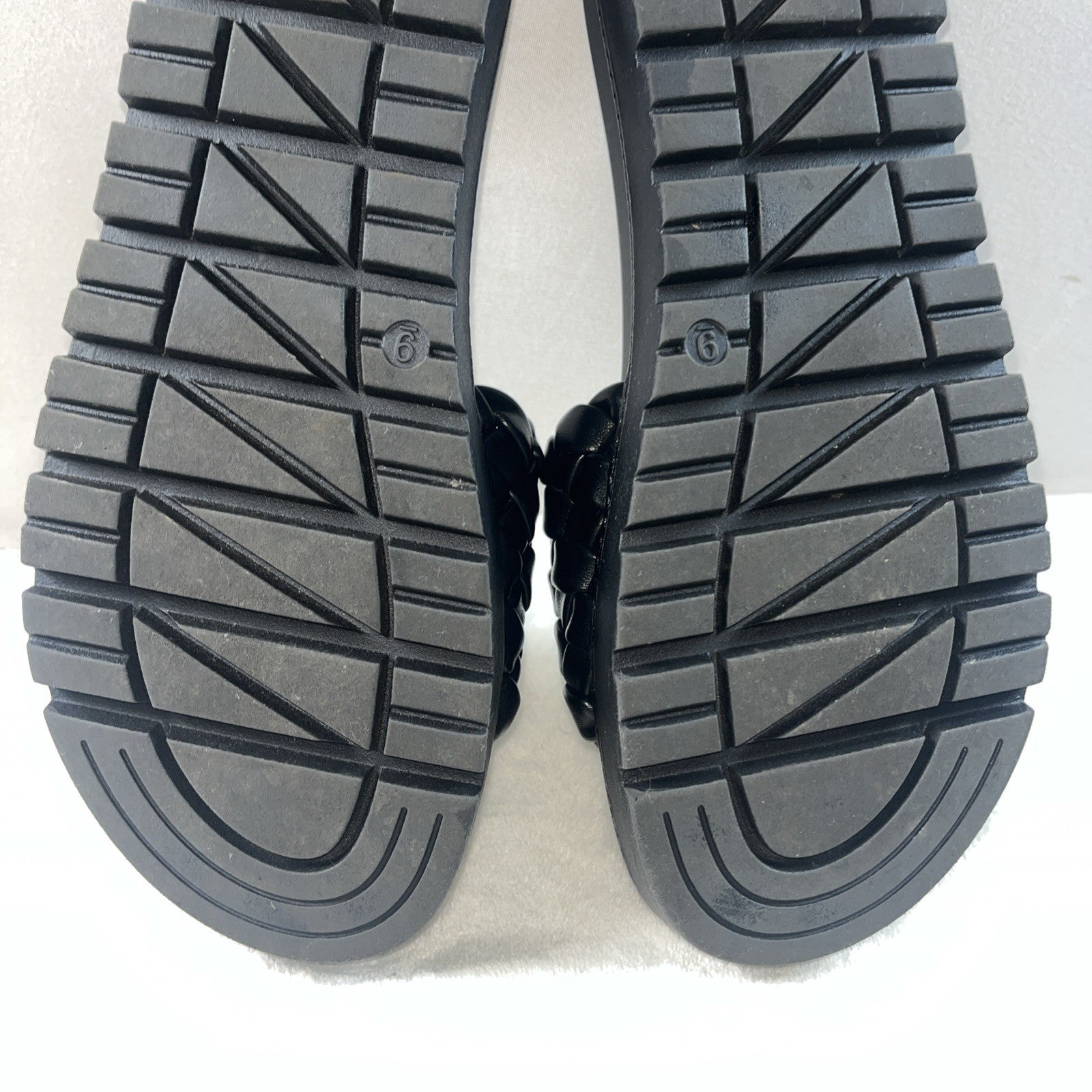 Limelight woven pool slides Women’s Black Size 9 