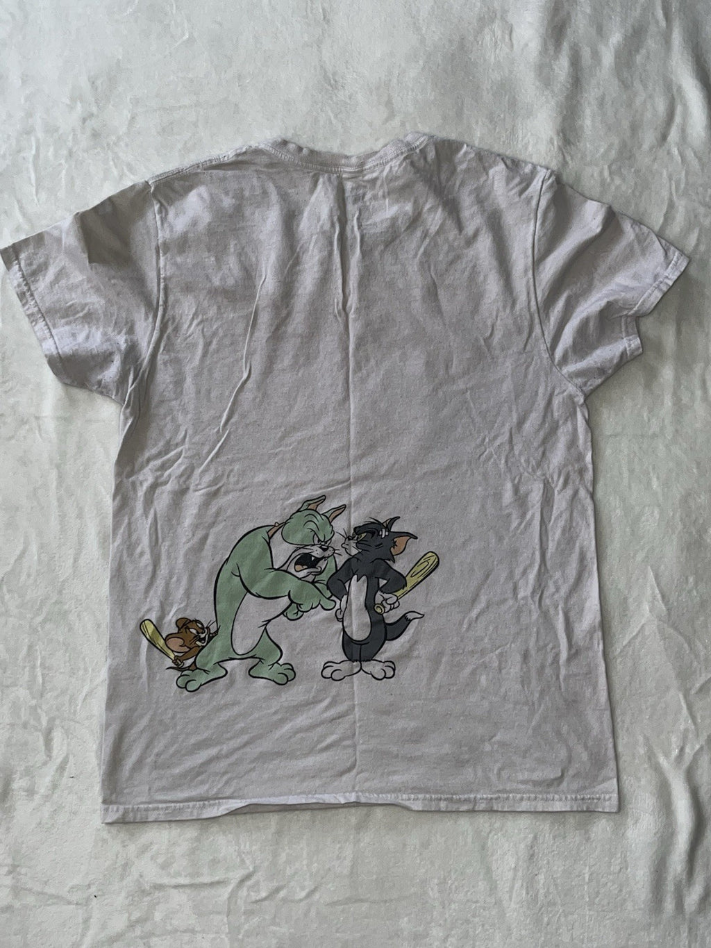 Tom and Jerry T Shirt Men’s White Graphic Medium Short Sleeve