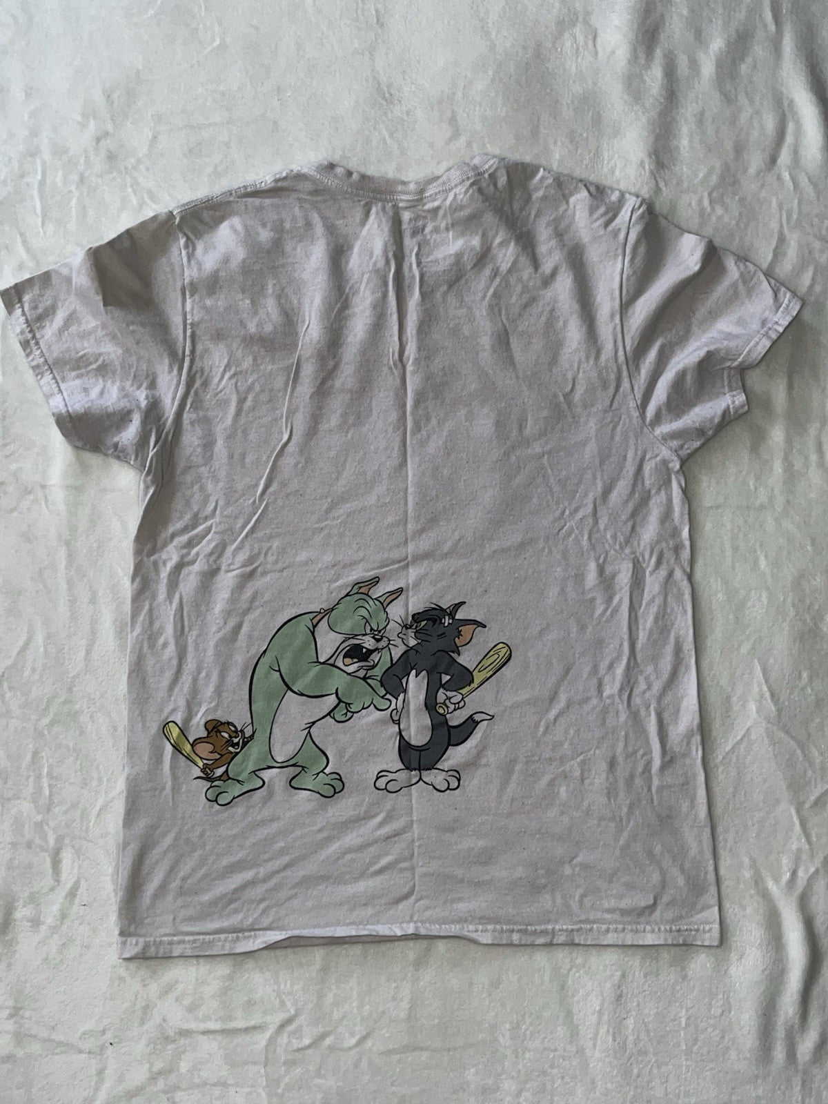 Tom and Jerry T Shirt Men’s White Graphic Medium Short Sleeve